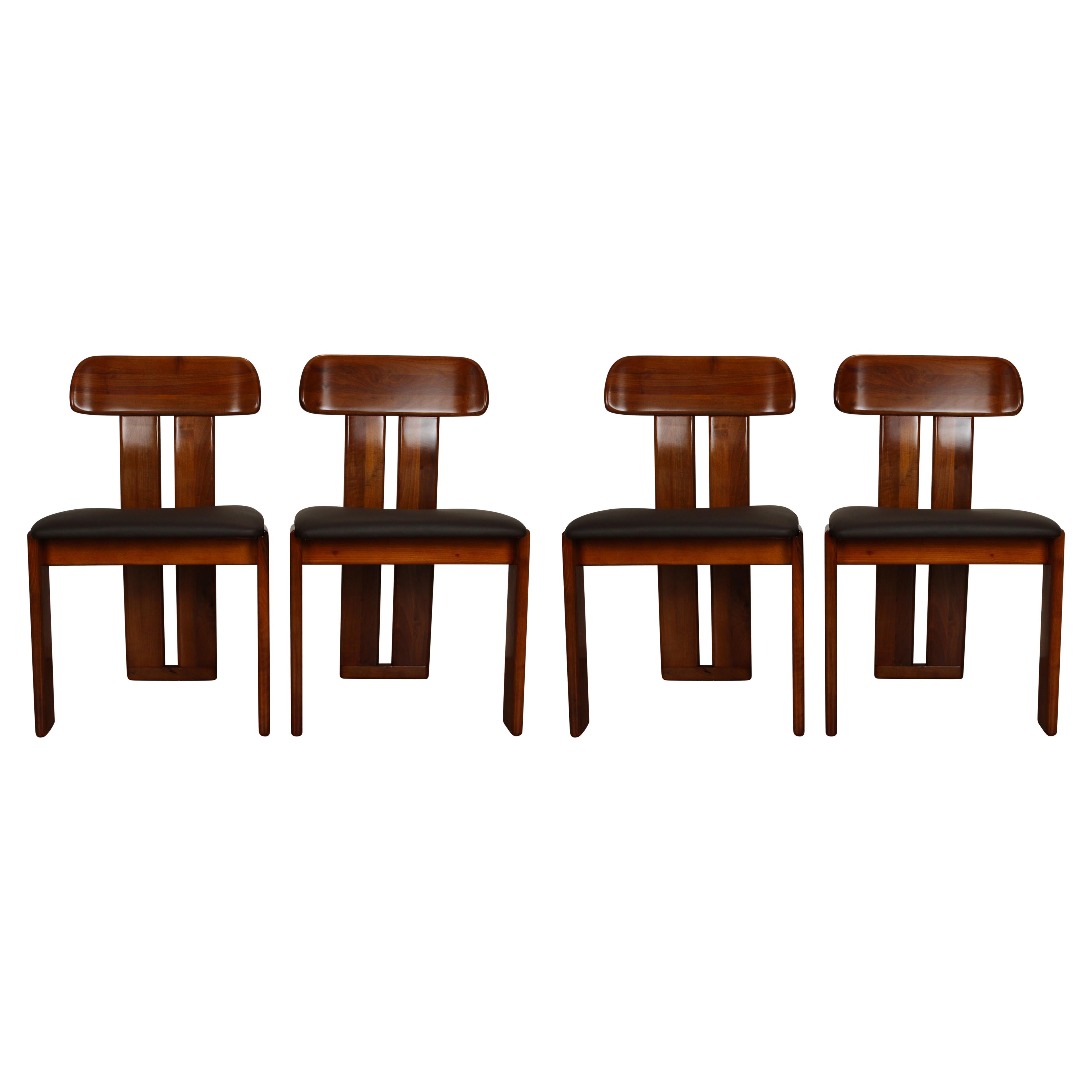 italien Chaises de salle à manger Mario Marenco en noyer Sapporo pour Mobilgirgi, 1970, ensemble de 4 pièces en vente