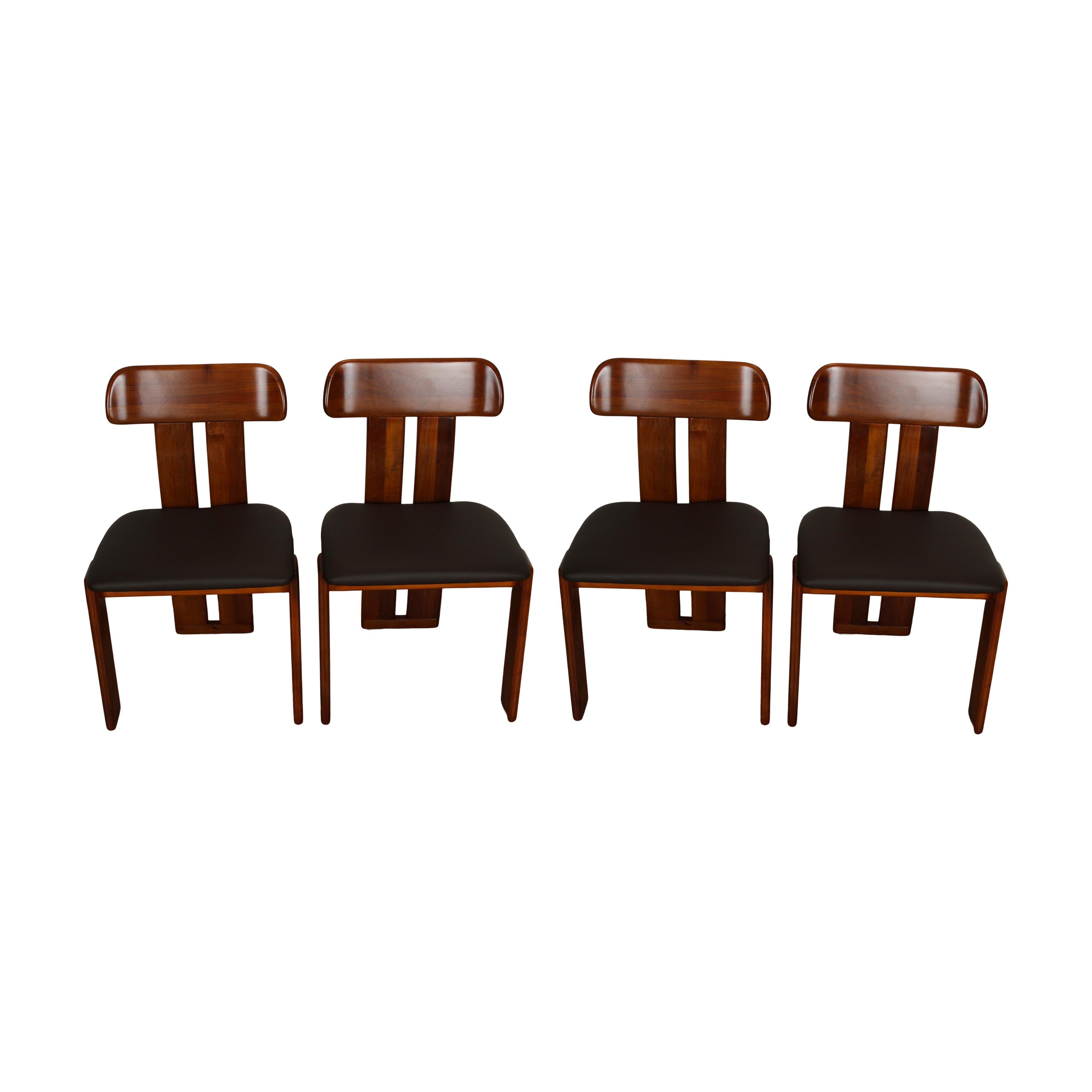 Chaises de salle à manger Mario Marenco en noyer Sapporo pour Mobilgirgi, 1970, ensemble de 4 pièces Bon état - En vente à Vicenza, IT