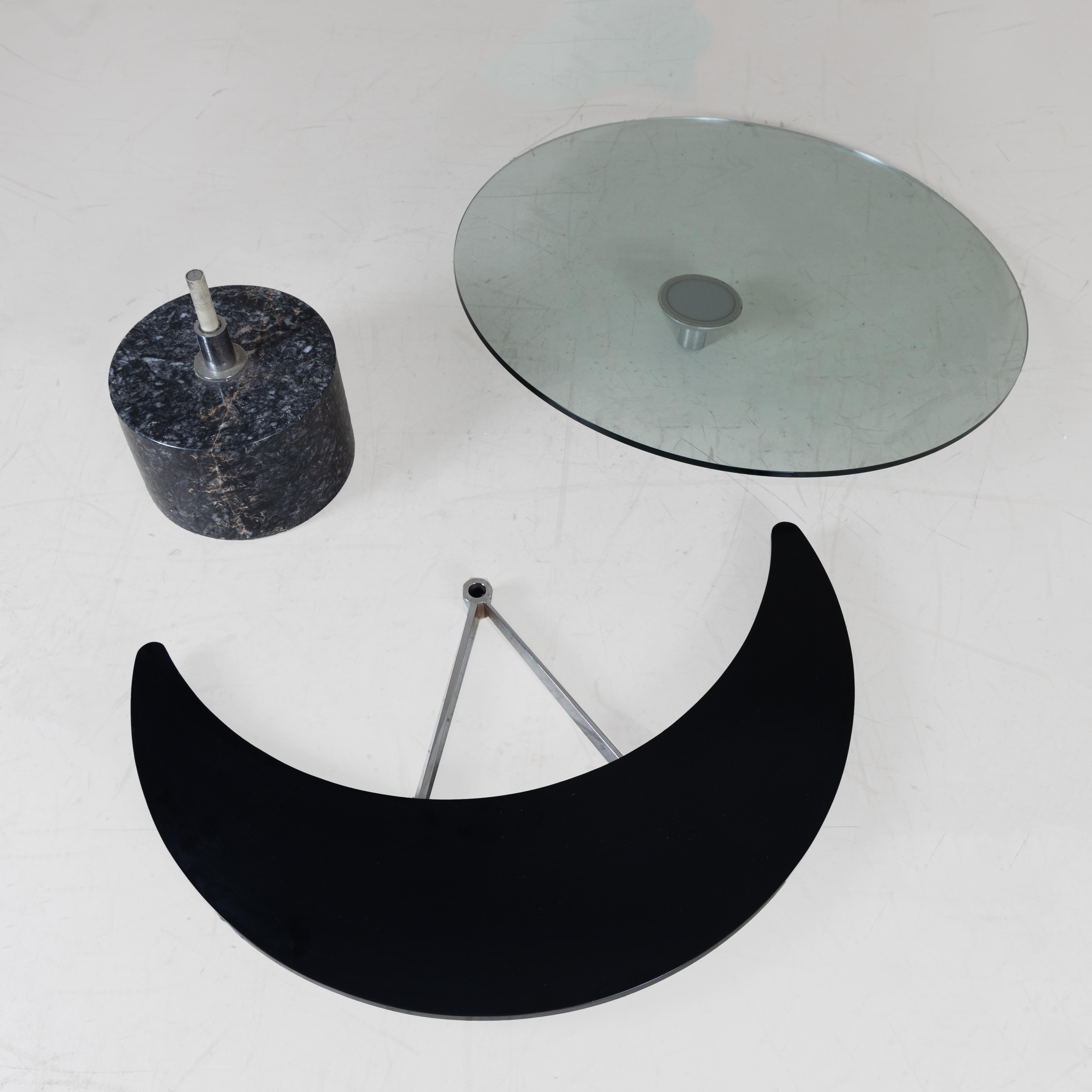 Postmoderno Tavolino ovale in vetro e marmo di Mario Mazzer per Zanette in vendita