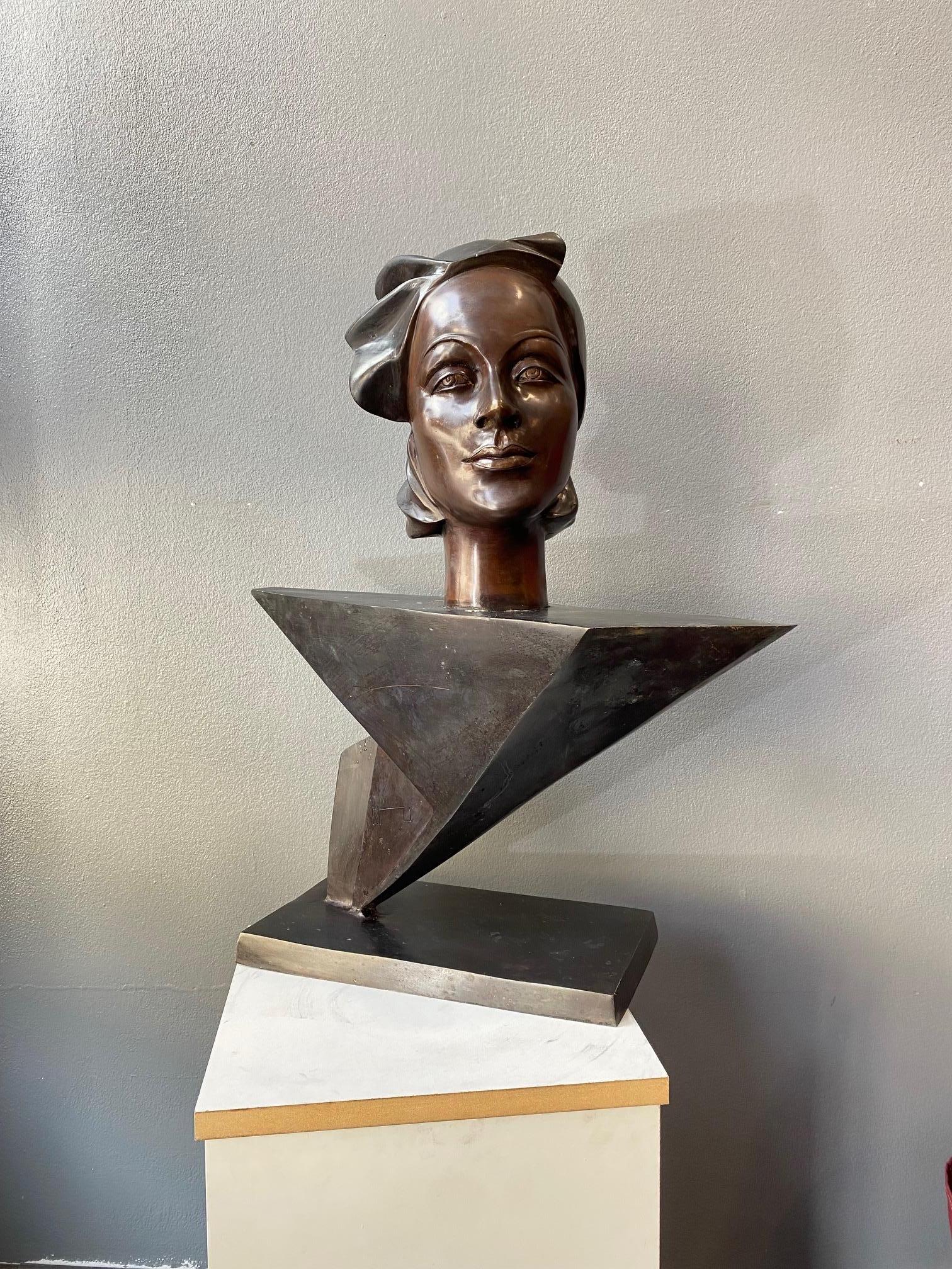 Greta Garbo by Mario Napoli - Bronze 50x60x28 cm 3