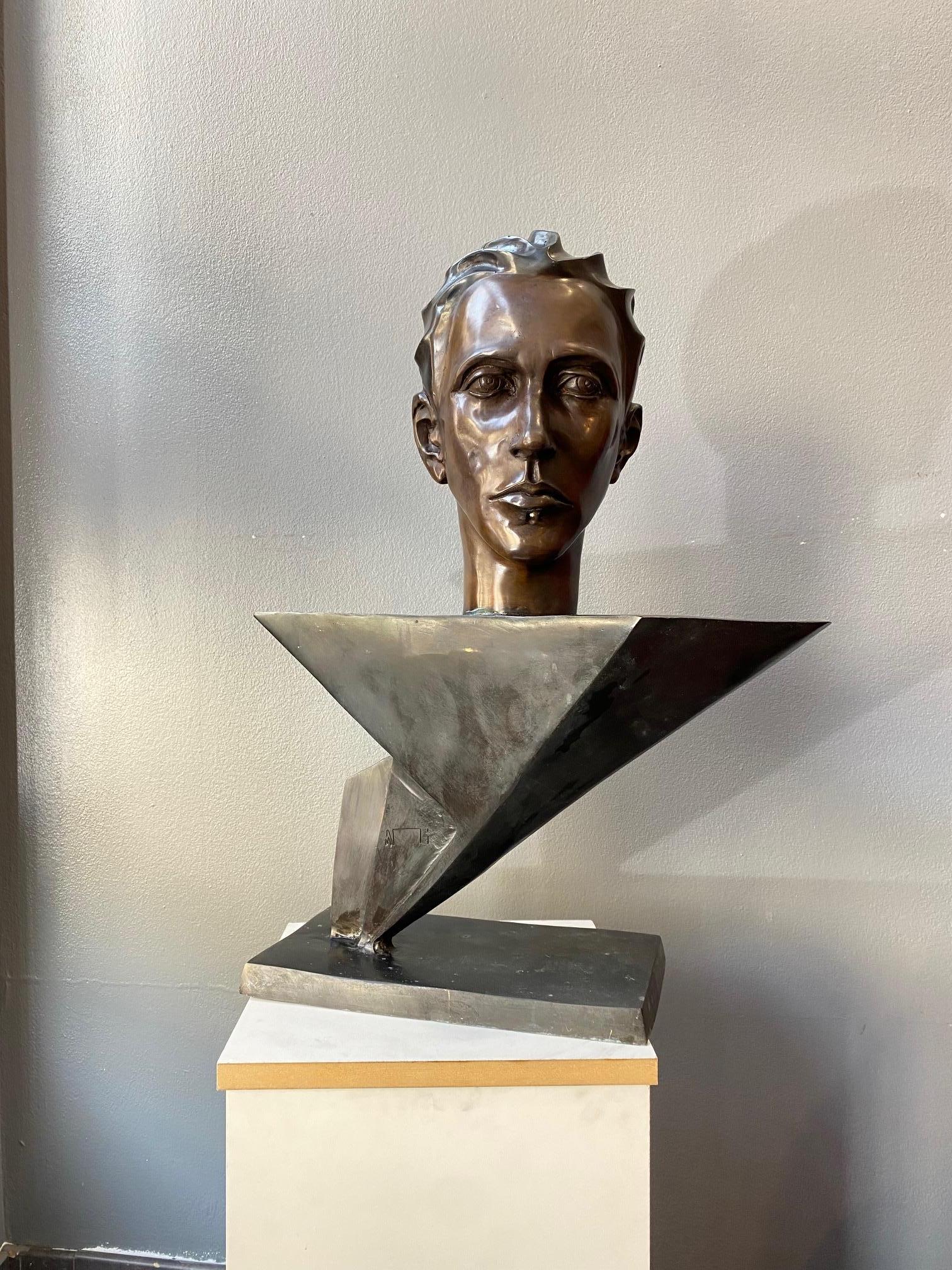 Bronze sculpture by Mario Napoli, Swiss artist from XXth century. His works was sold 12 times in auctions since 2022.  Work signed in the bronze. Edition 1/8 