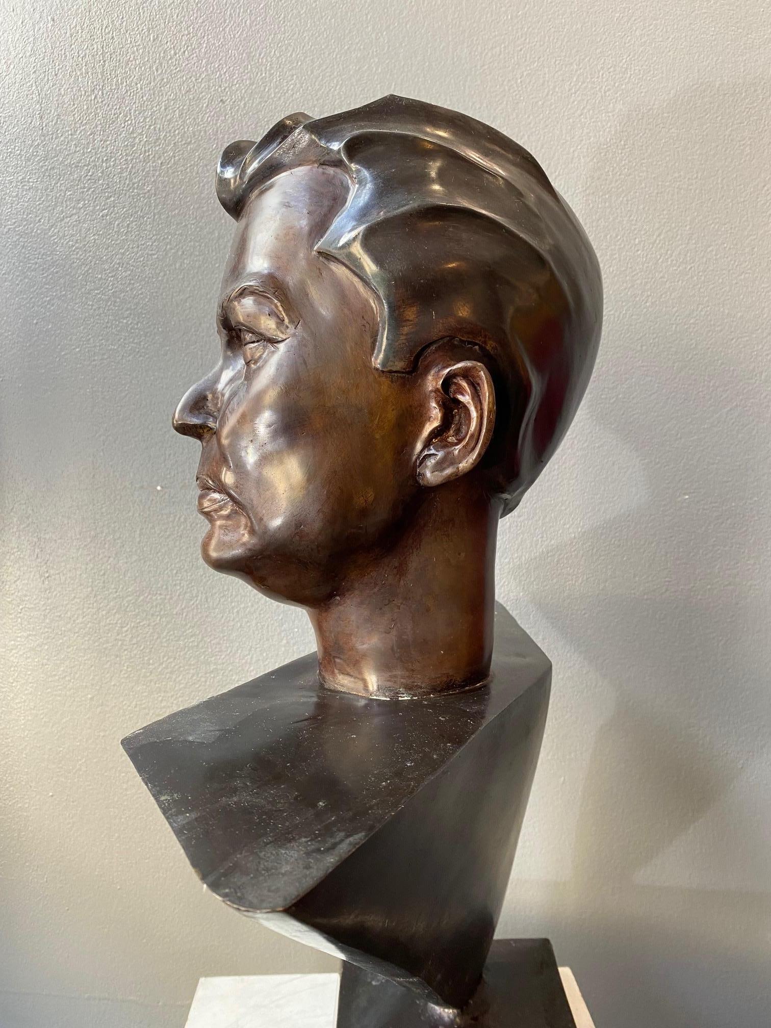 Orson Wells by Mario Napoli - Bronze 60x50x28 cm For Sale 4