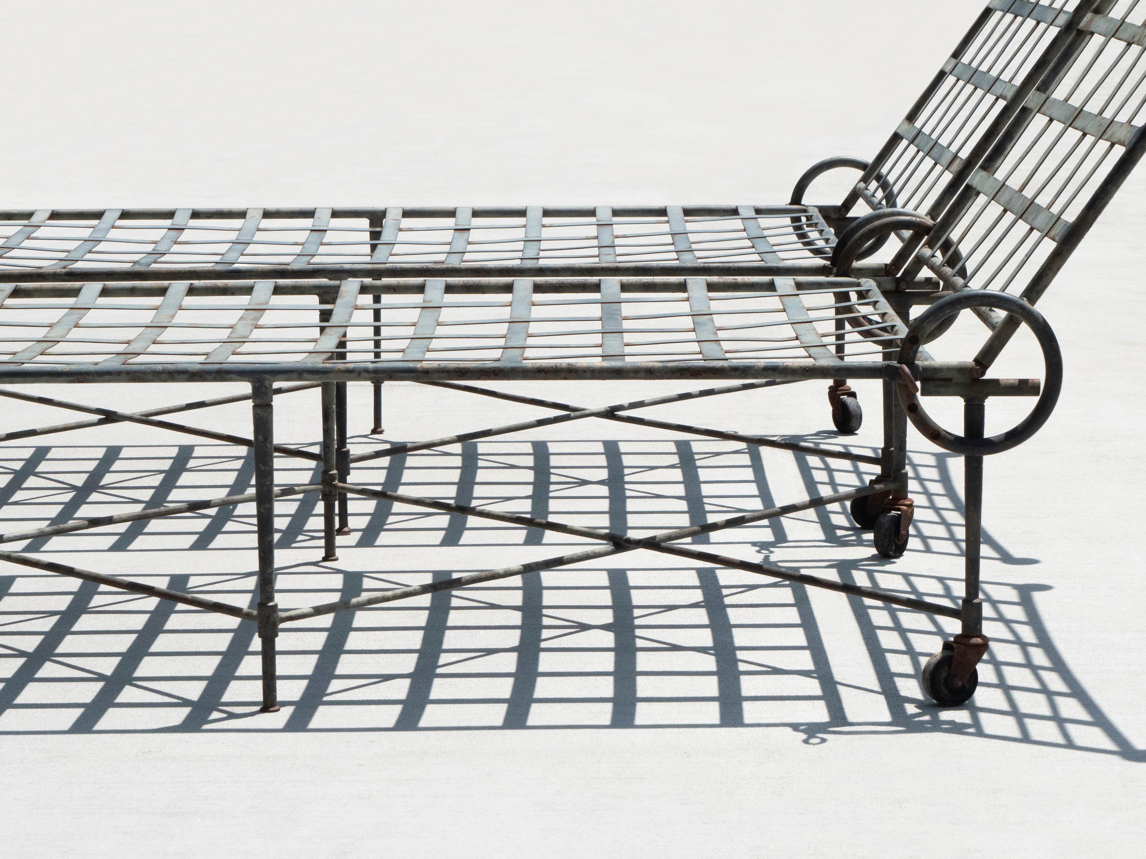 Mario Papperzini Amalfi Pair of Chaise Lounges for Salterini, 1950's In Good Condition For Sale In Los Angeles, CA