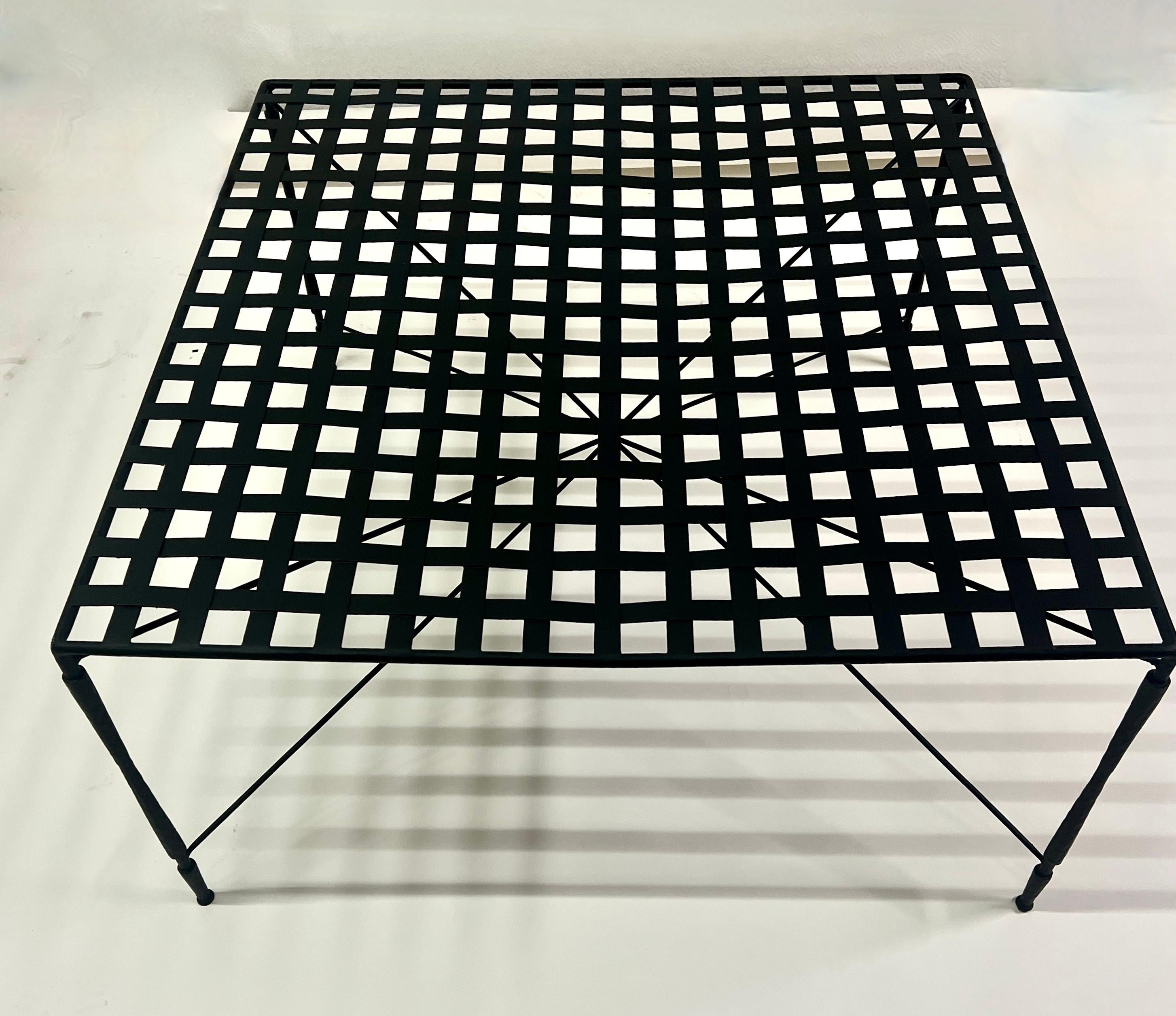 Italiano Mario Papperzini para John Salterini Mesa de cóctel enrejada para patio en venta 4