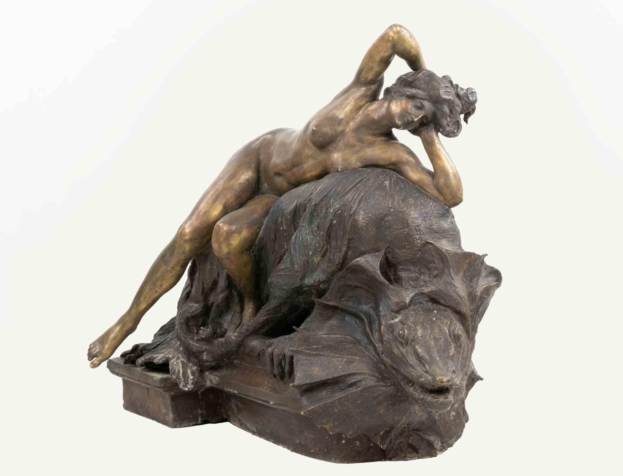 This bronze sculpture is a model of the one of the Naiads of the Fountain of the Naiads in Piazza Esedra, Rome, Italy.

Realized by Mario Rutelli in 1905 ca.

Very good condition.