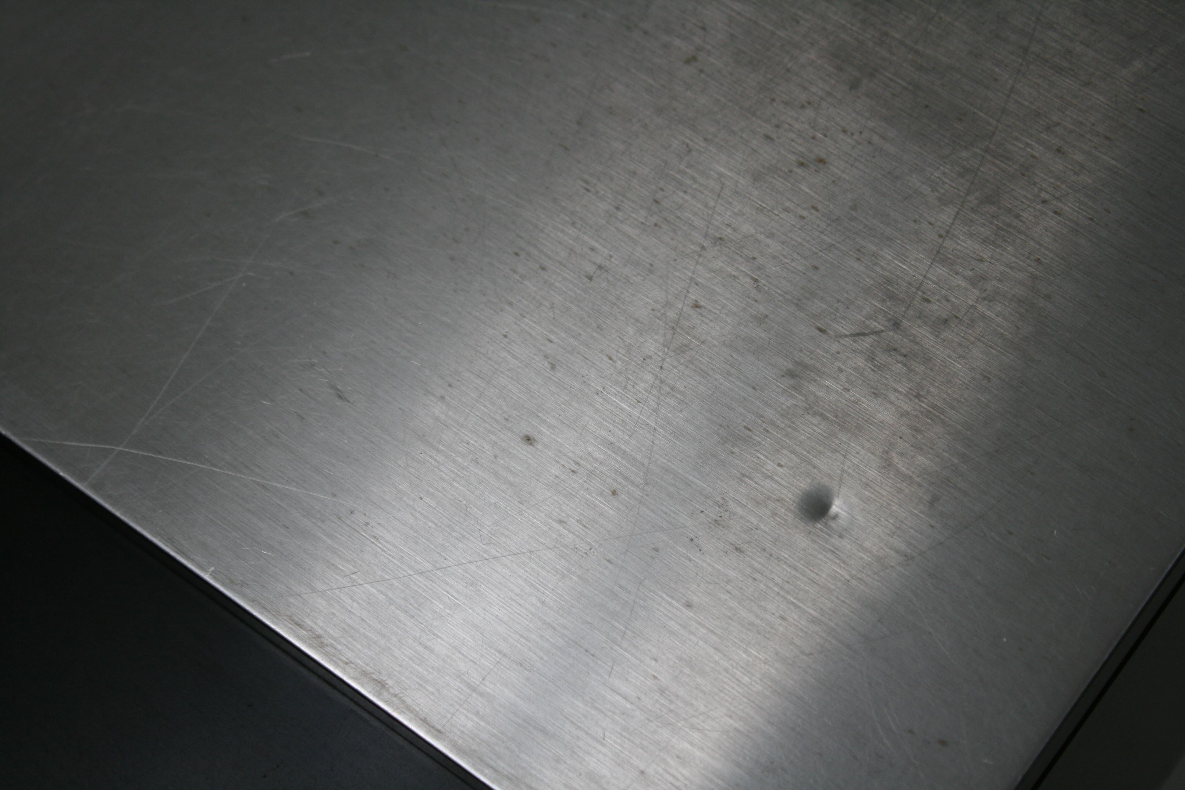 Table basse italienne Checkered de Mario Sabot, en métal brossé, moderne du milieu du siècle dernier en vente 6