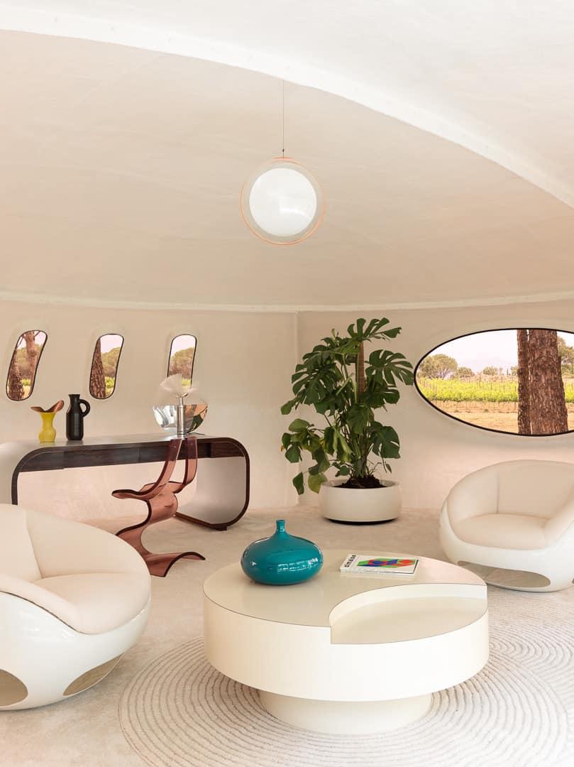 Space Age Mario Sabot 'POD' Lounge Chairs Exhibited Nikolas Xasteros & Pierre Cardin House For Sale