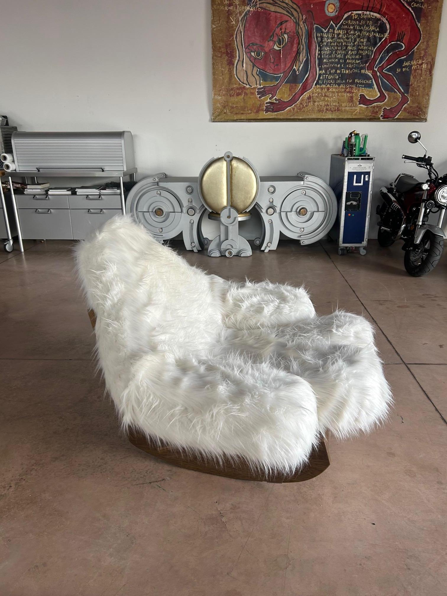 Mario Scheichenbauer “Yeti” Rocking Chair for Elam, Italy, 1970 For Sale 9