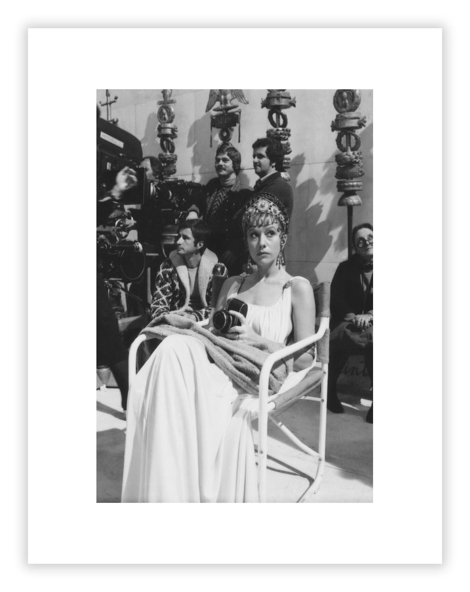 Century Guild présente une sélection de photographies inédites prises sur le tournage de Caligula en 1976 par le légendaire photographe italien Mario Tursi, surtout connu pour son travail avec les réalisateurs italiens Pier Paolo Pasolini et Luchino