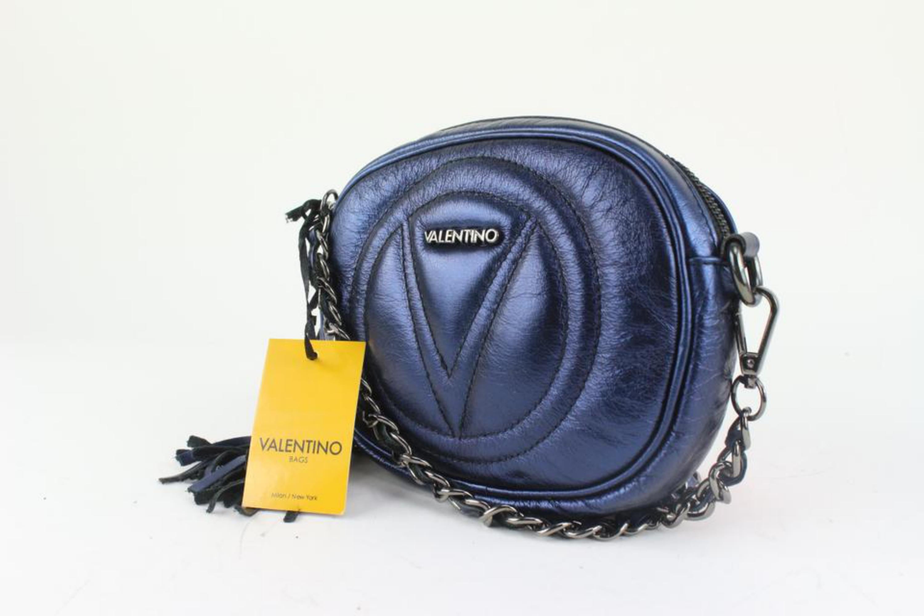 Mario Valentino Metallic Navy Nina Crosssbody Chain Bag 1216v34
Made In: Italy
Measurements: Length:  7.5