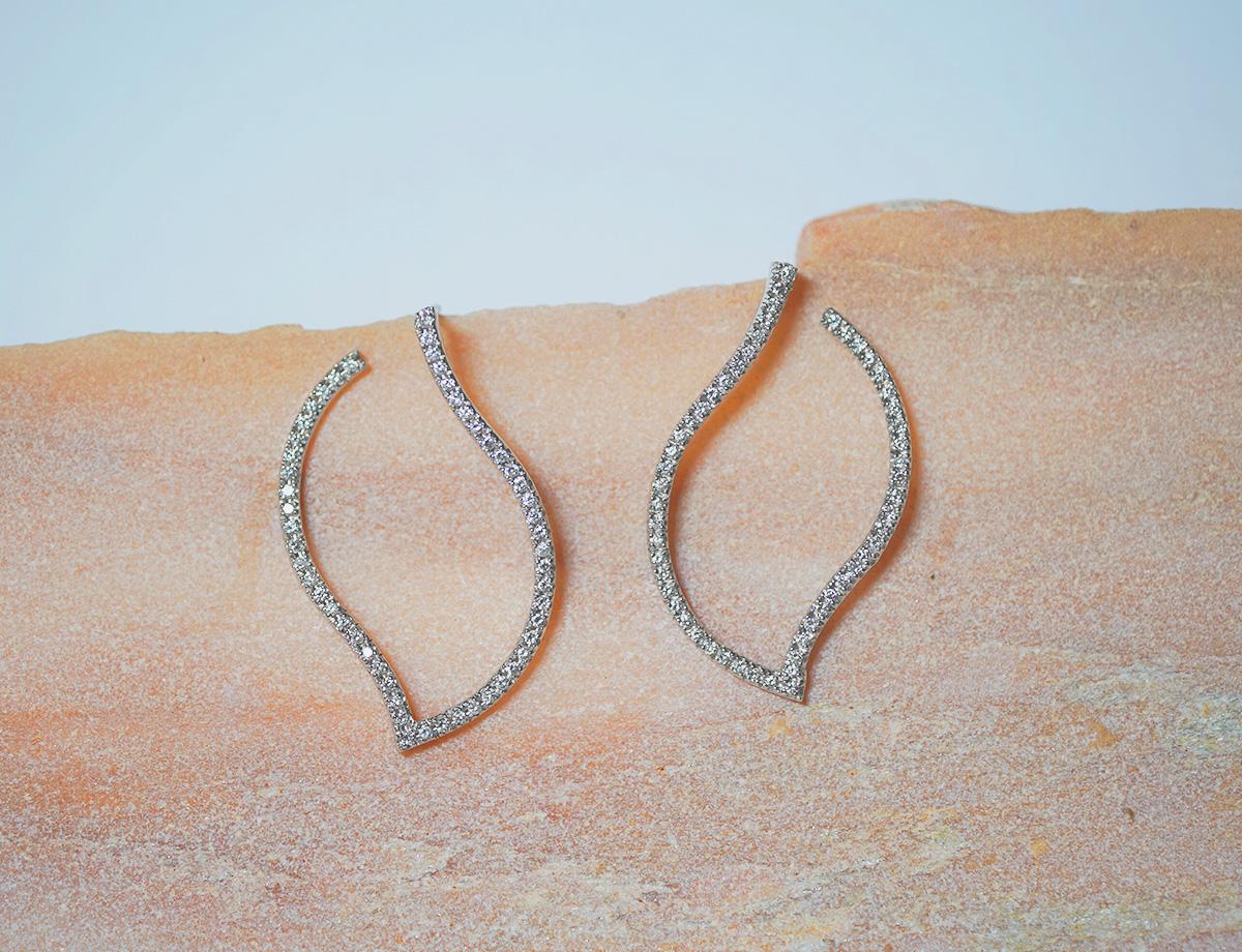 swarovski tigris hoop earrings