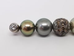 White Diamond, Tahitian Pearls, Fancy colored and Diamond Bead, 18 K Gold Pendant