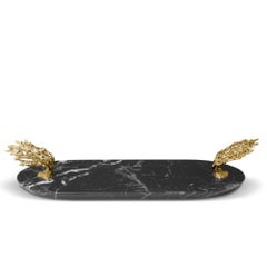 Maris - Vassoio in marmo Nero Marquina con accenti dorati ed Eleganza Organica