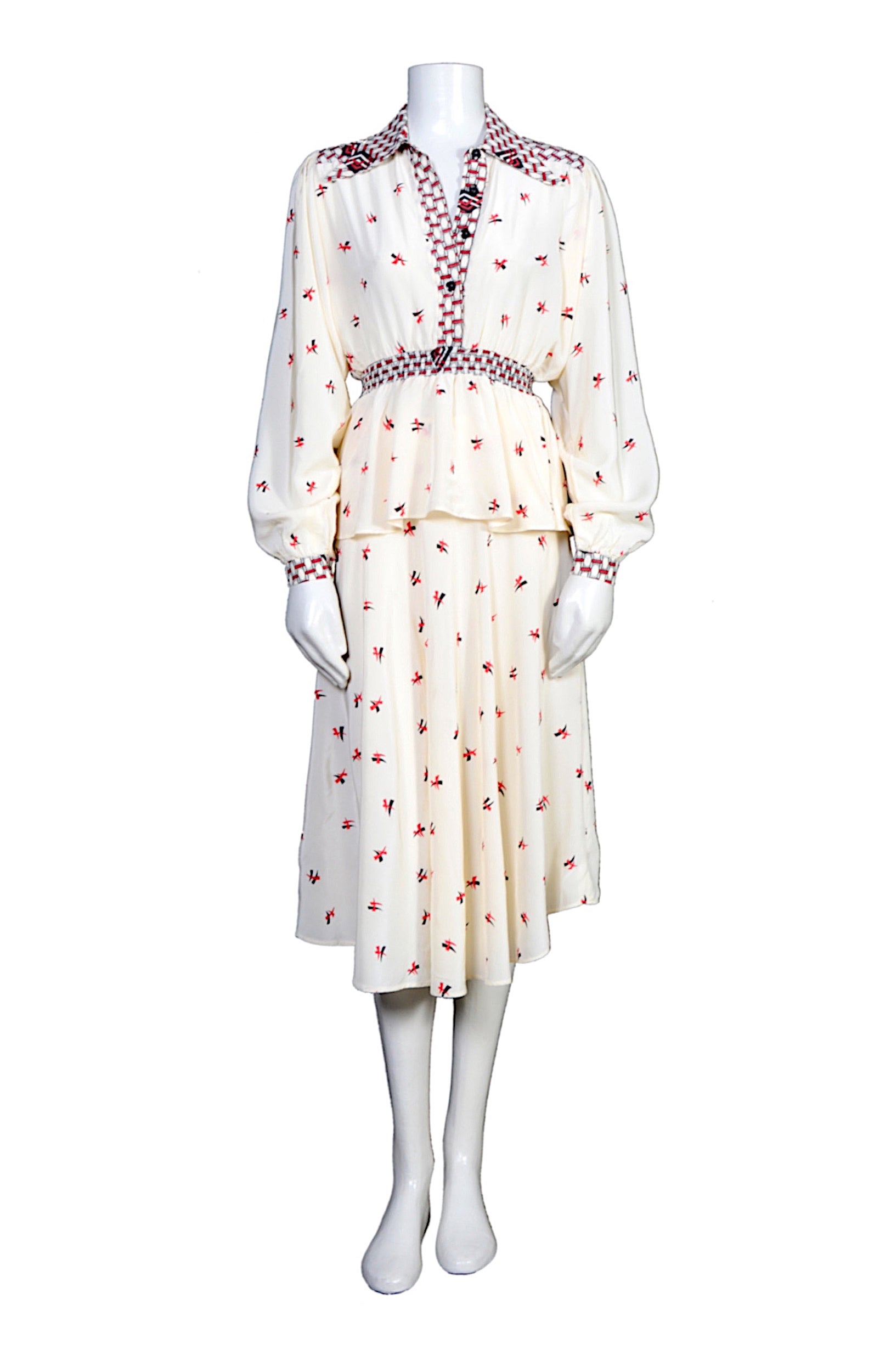 Bianco Camicetta e gonna in seta vintage anni '70 di Marisa Martin Knightsbridge in vendita