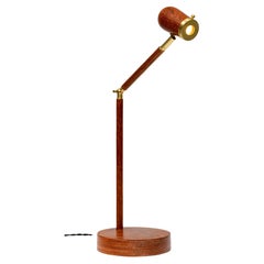 Lámpara de mesa Marisco - Iluminación artesanal de madera