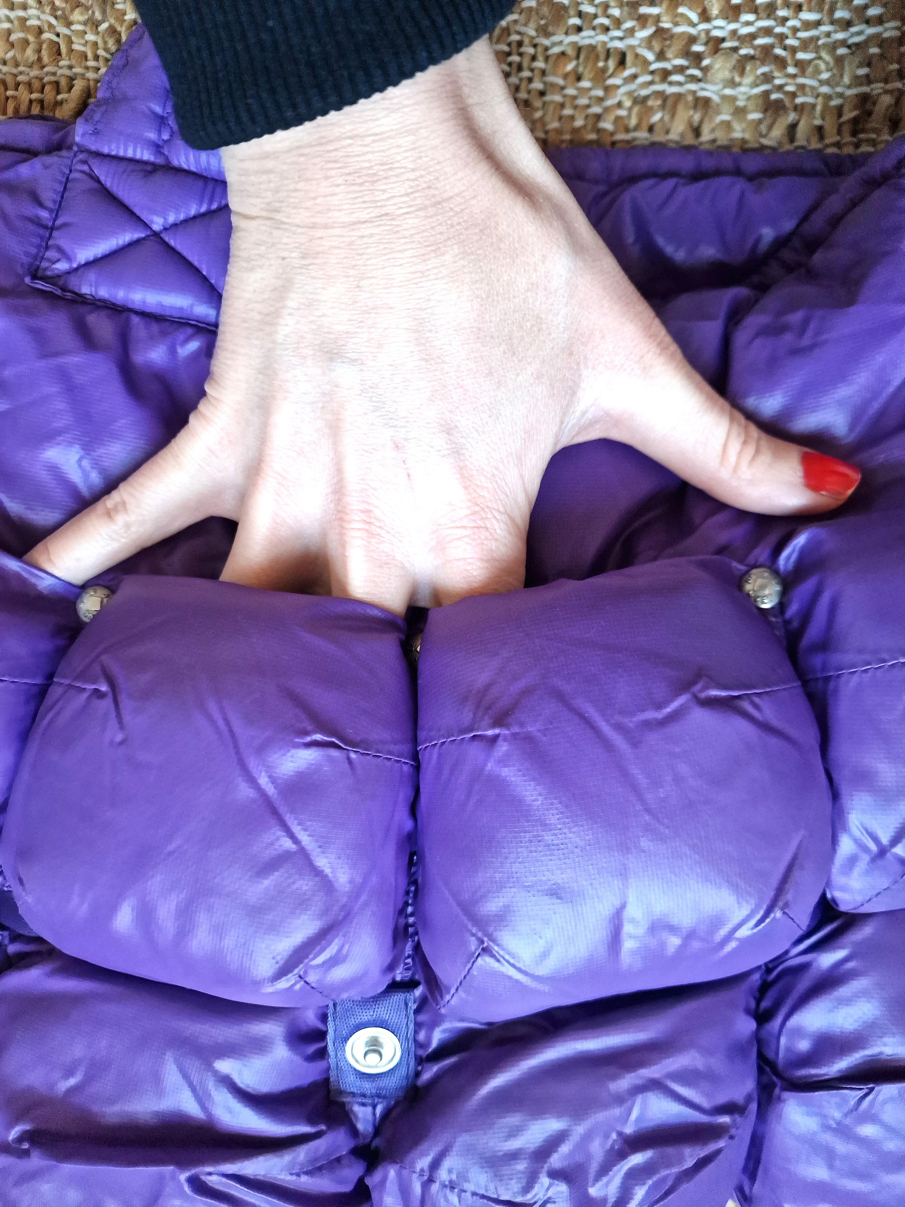 Marithé François Girbaud Pokachu Nylon Pocket Violet Padded Puffer Bubble Bag For Sale 7