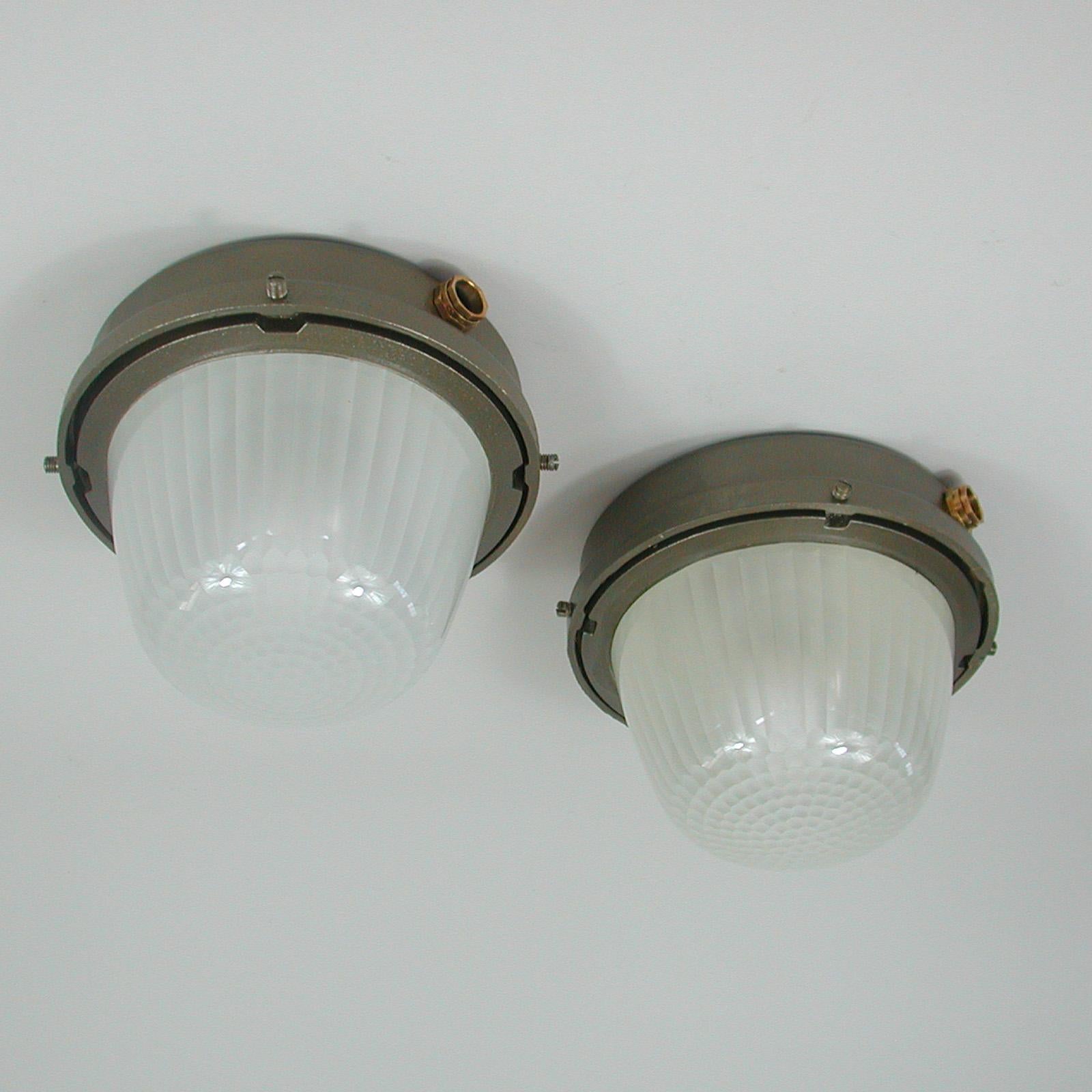 Lacquered Maritime Holophane Sconces Wall Lights by HOLOPHANE, France 1950s, Set of Two For Sale
