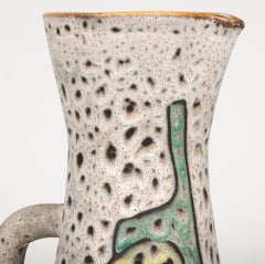 Marius Bessone Vallauris Pichet en poterie d'art sculpturale du milieu du siècle