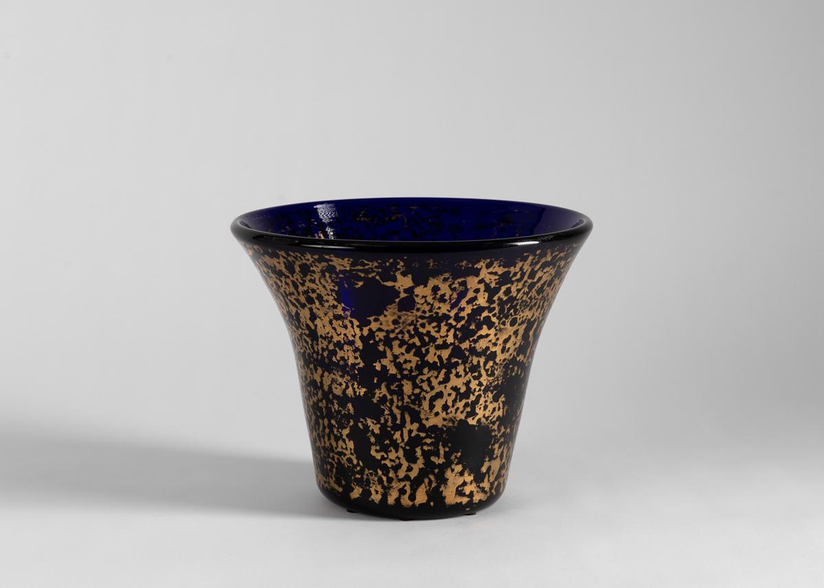 Marius-Ernest Sabino, Vase aus kobaltblauem und goldenem Glas, Frankreich, CIRCA 1930 im Zustand „Gut“ im Angebot in New York, NY