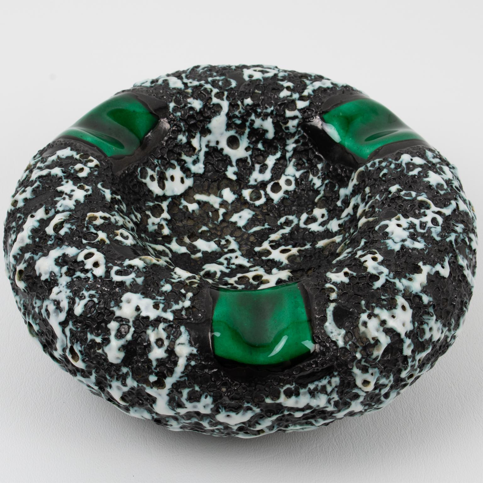 Marius Giuge, Vallauris Lava Ceramic Cigar Ashtray Desk Tidy Catchall Vide Poche In Excellent Condition For Sale In Atlanta, GA