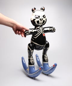 Mariusz Dydo, Zombie Bear, Ceramic Art Sculpture, 66.5 x 44 x 33.5 cm, 2018