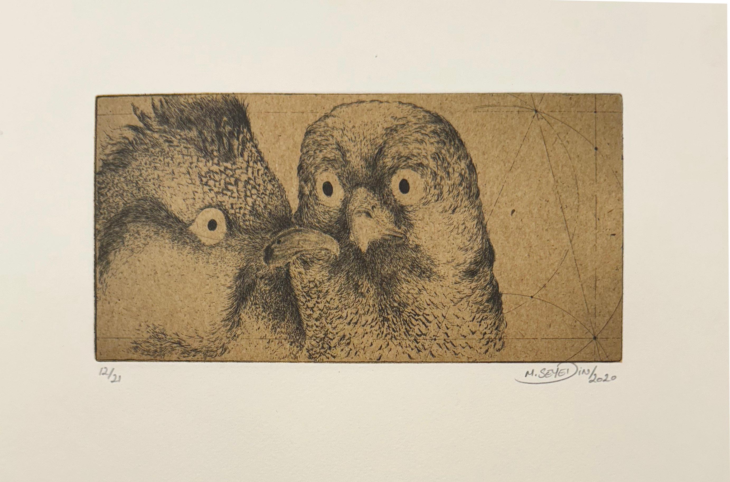 Uno de los 9 retratos humorísticos de pájaros enzarzados en una conversación del artista franco-iraní Marjan Seyedin. En sus obras, los pájaros y los animales constituyen una representación alegórica de la humanidad.  Marjan reinterpreta de forma