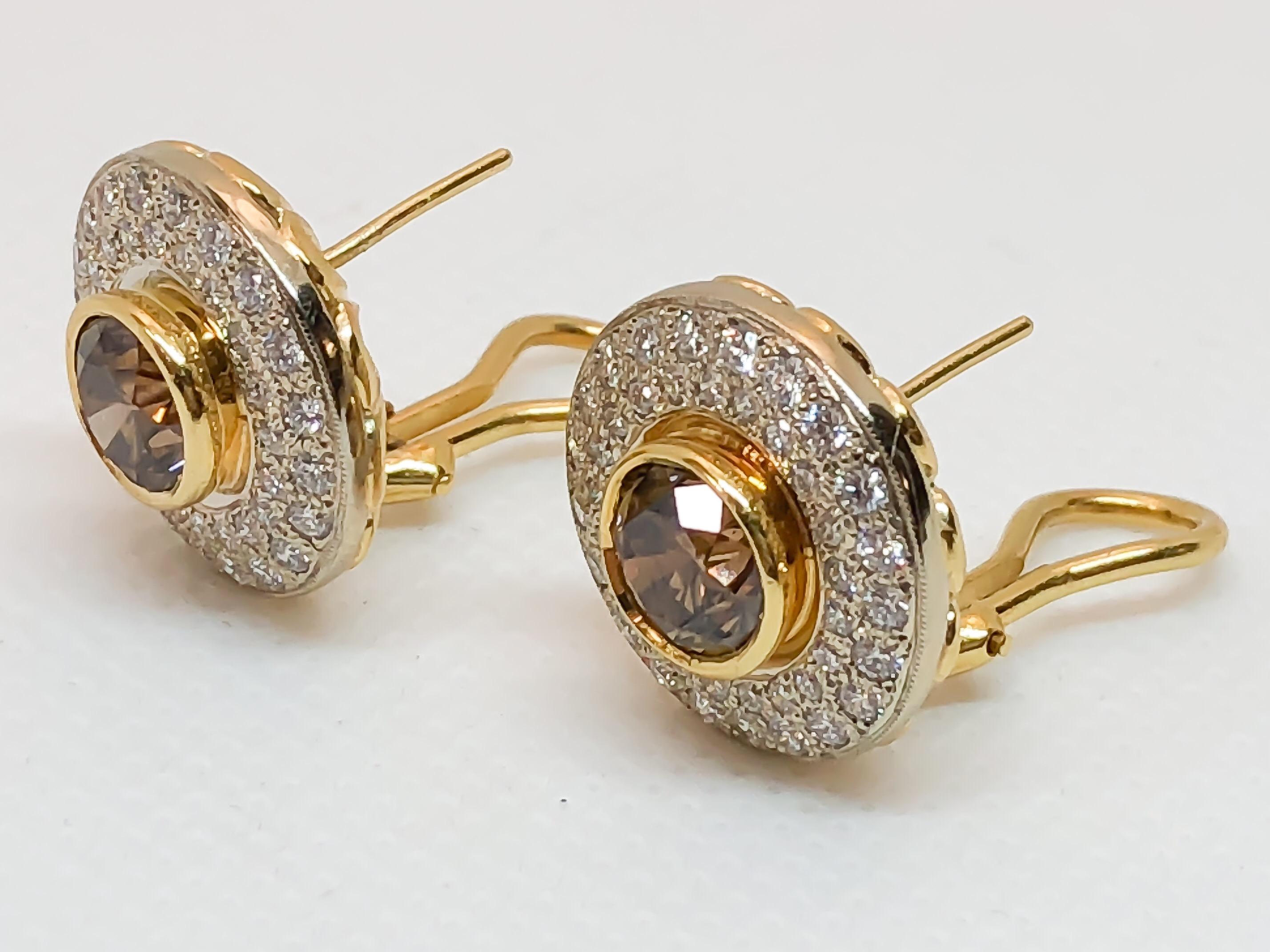 pave halo diamond stud earrings