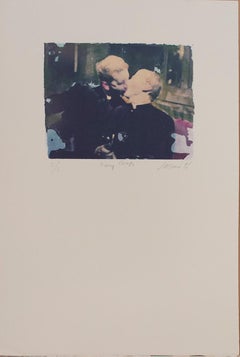 Kissing Priests (Polaroid-Transfer eines sich umarmenden Clergymen auf Rives BFK)