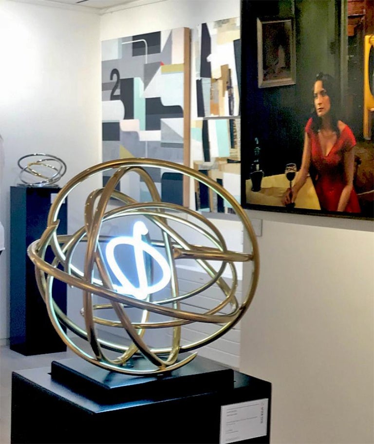 24ct Gold Plated Copper and White Neon Orb Sculpture on Painted Aluminium Plinth For Sale 2