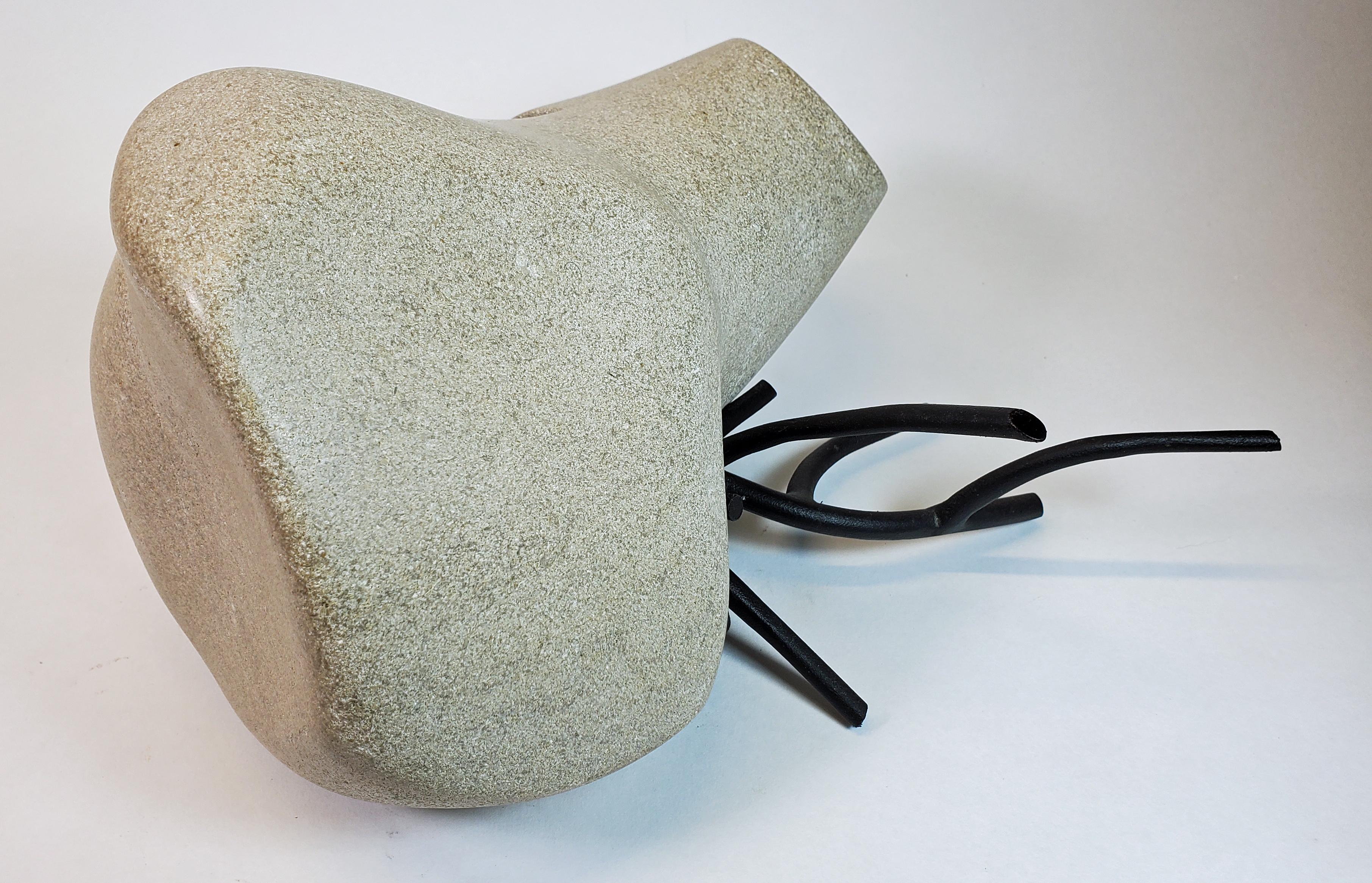 Escultura de piedra cincelada de mi 