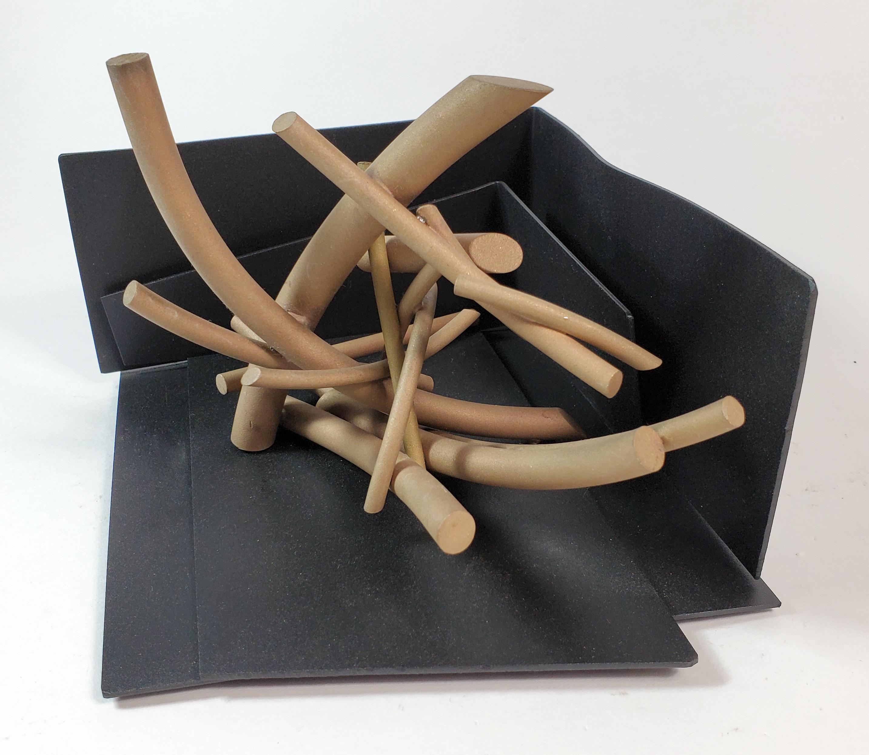 Out of the Box #1. – Sculpture von Mark Beltchenko Studio