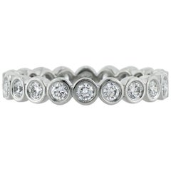Mark Broumand 1,00 Karat runder Brillantschliff Diamant-Eternity-Ring mit Lünette