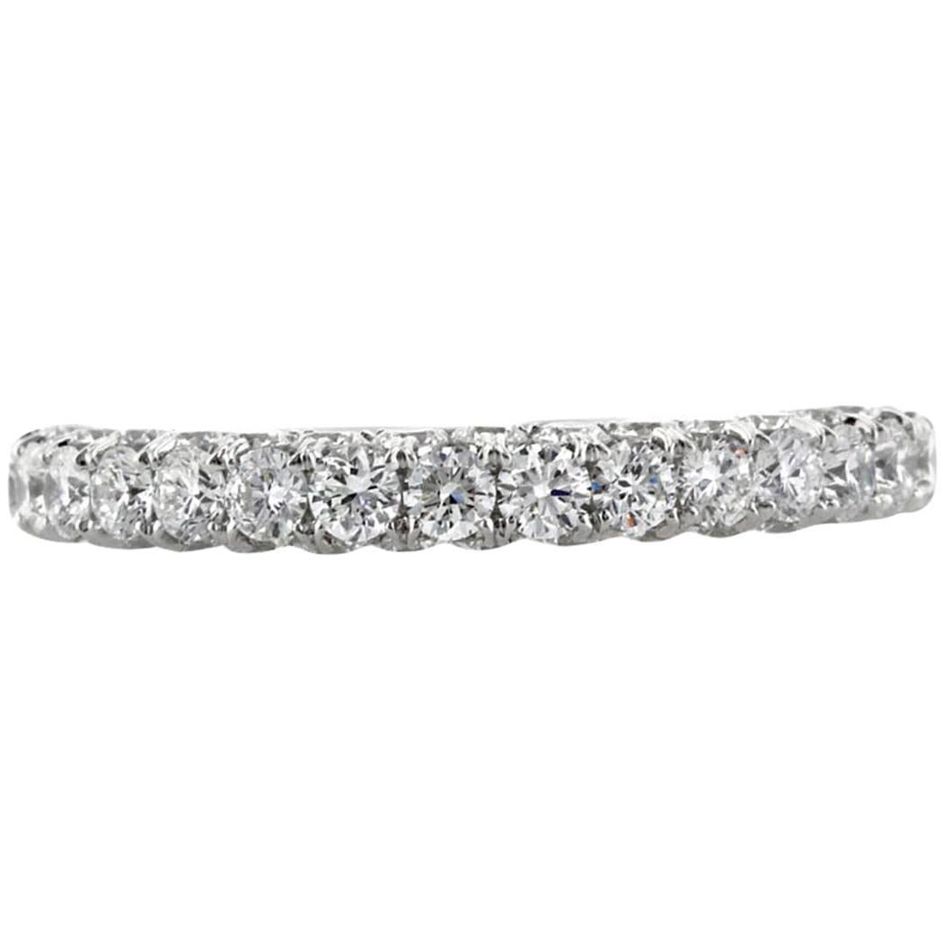 Mark Broumand, alliance en or blanc 18 carats avec diamants taille brillant rond de 1,50 carat