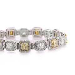 Mark Broumand 16.27 Carat Fancy Yellow Radiant Cut Diamond Link Bracelet