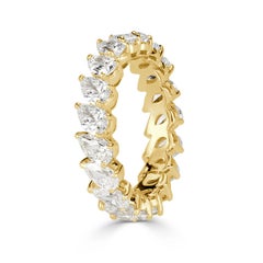 Mark Broumand: 18 Karat Gold Ewigkeitsring mit 3,65 Karat birnenförmigem Diamant