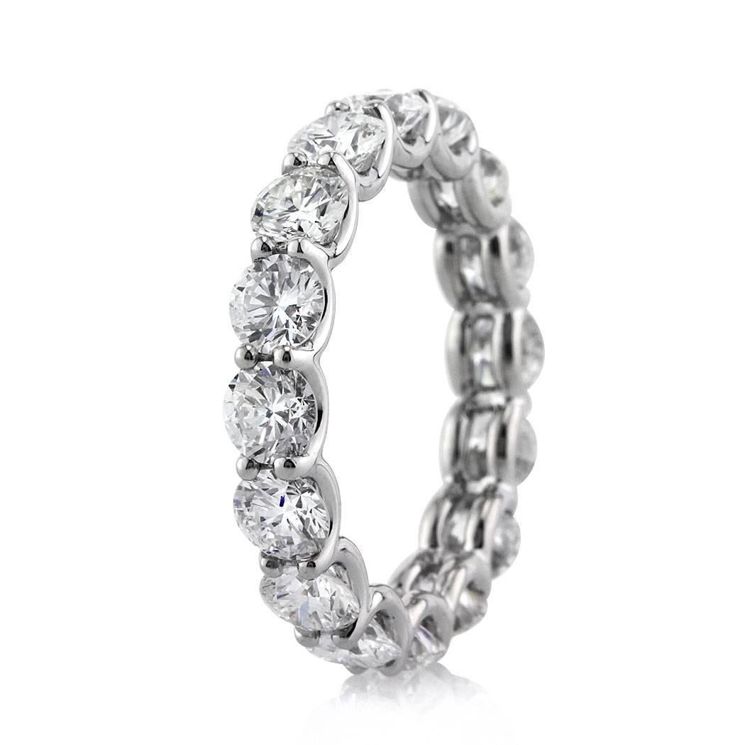 This gorgeous diamond eternity band features 4.00ct of perfectly matched round brilliant cut diamonds. They are beautifully set in an 18k white gold 