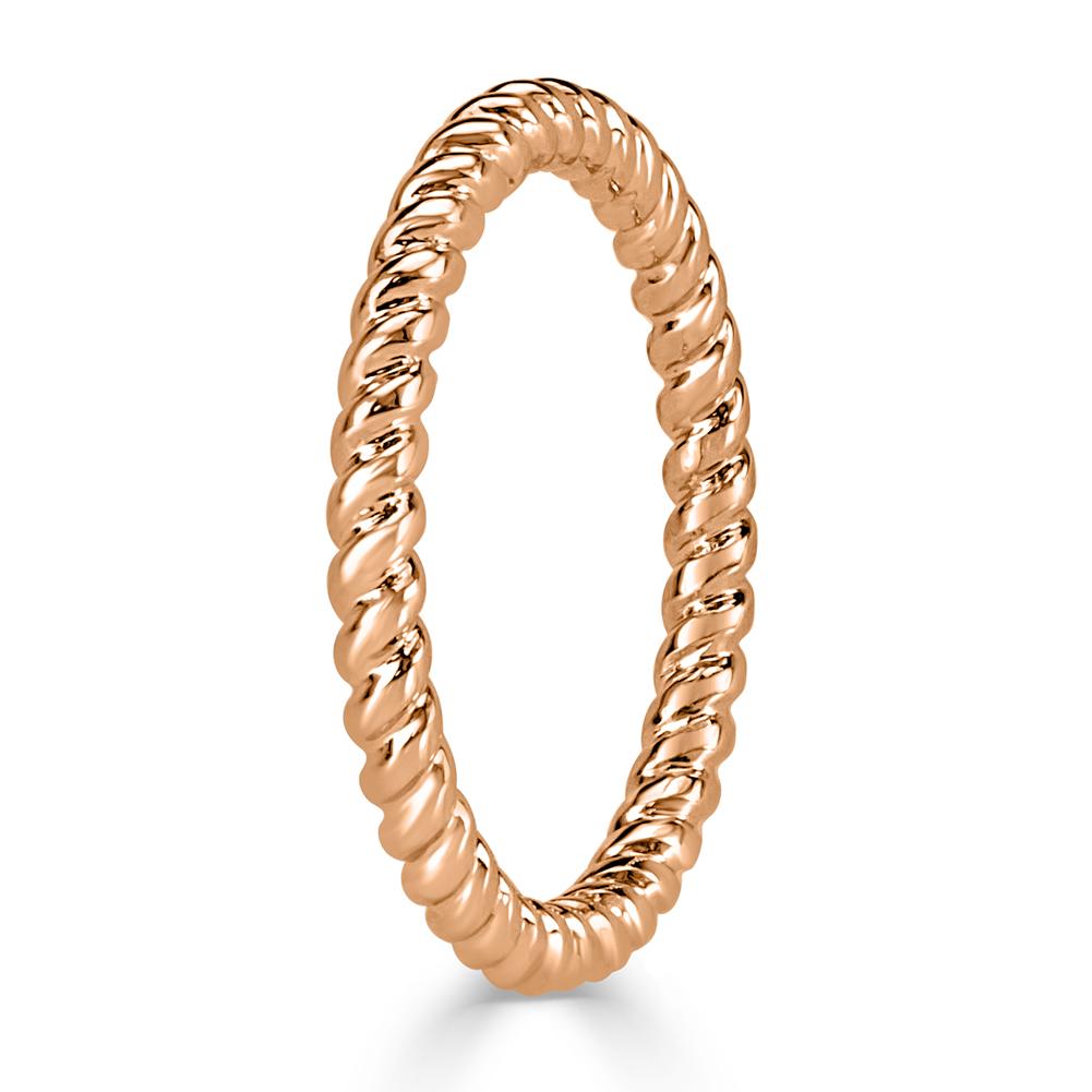 This lovely wedding band is handcrafted in 18k rose gold and features an exquisite twisted rope design throughout. Absolutely perfect to wear on its own or to pair with your engagement ring.
