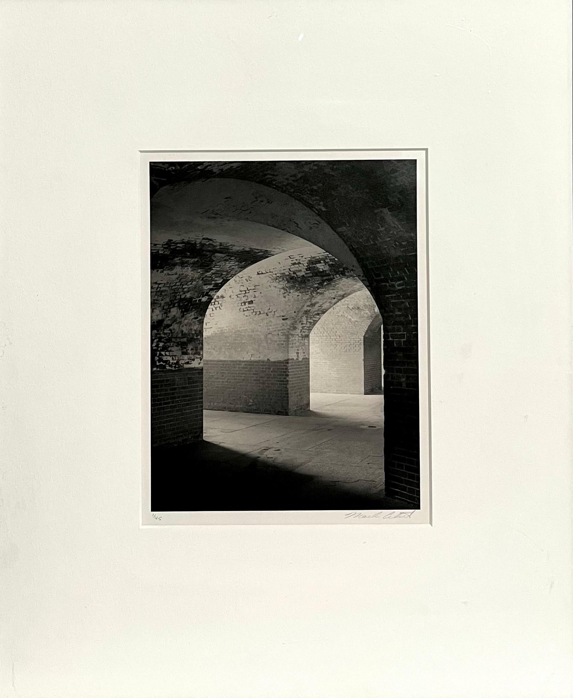 Architektonische Gelatinesilberdruck Pergamentfotografie Mark Ciret Vintage Foto im Angebot 4