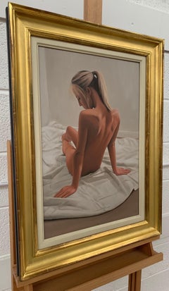 Pittura a olio di figura femminile nuda seduta di artista contemporaneo britannico