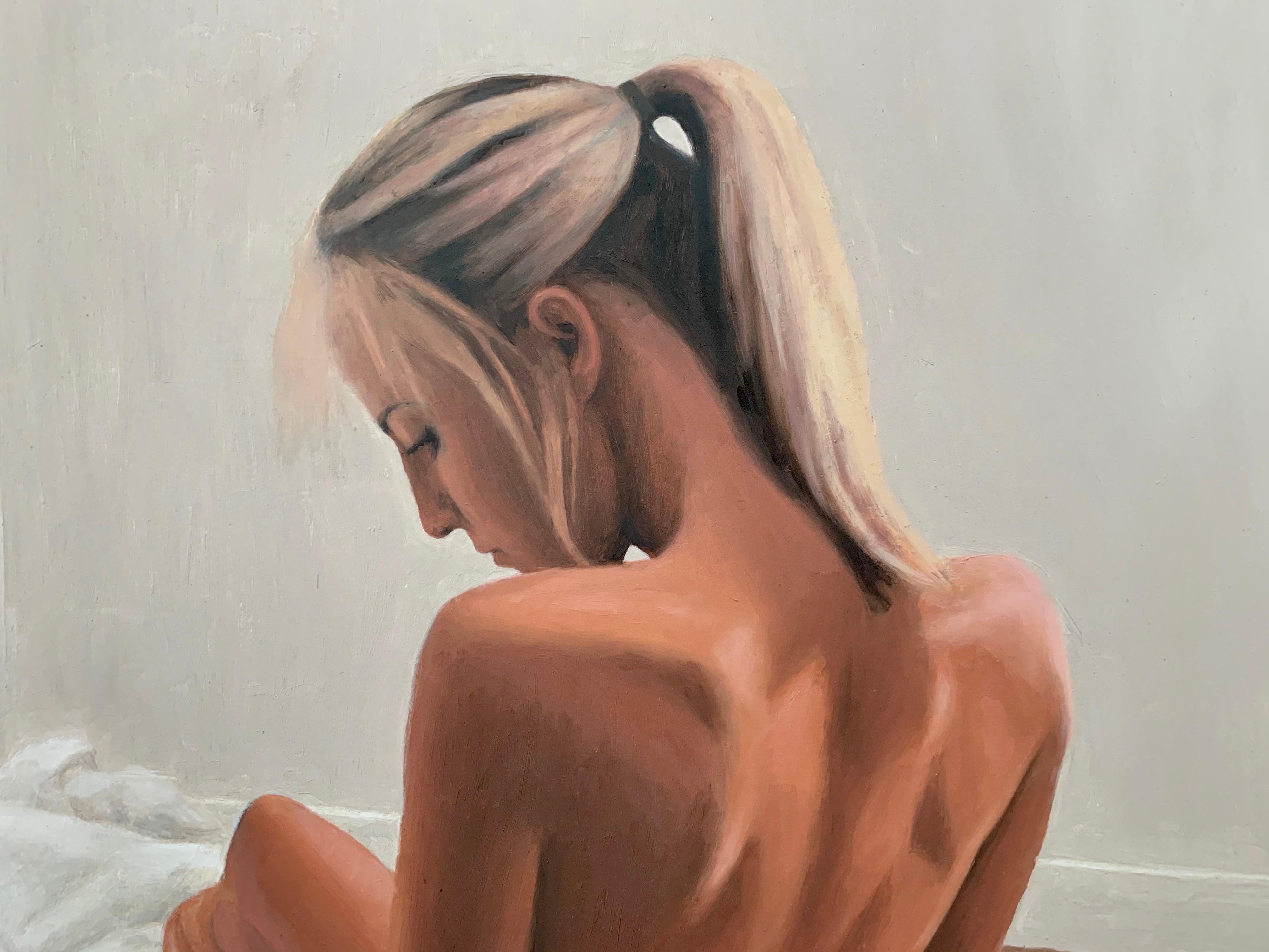 Peinture à l'huile d'un nu féminin assis par un artiste britannique contemporain en vente 2
