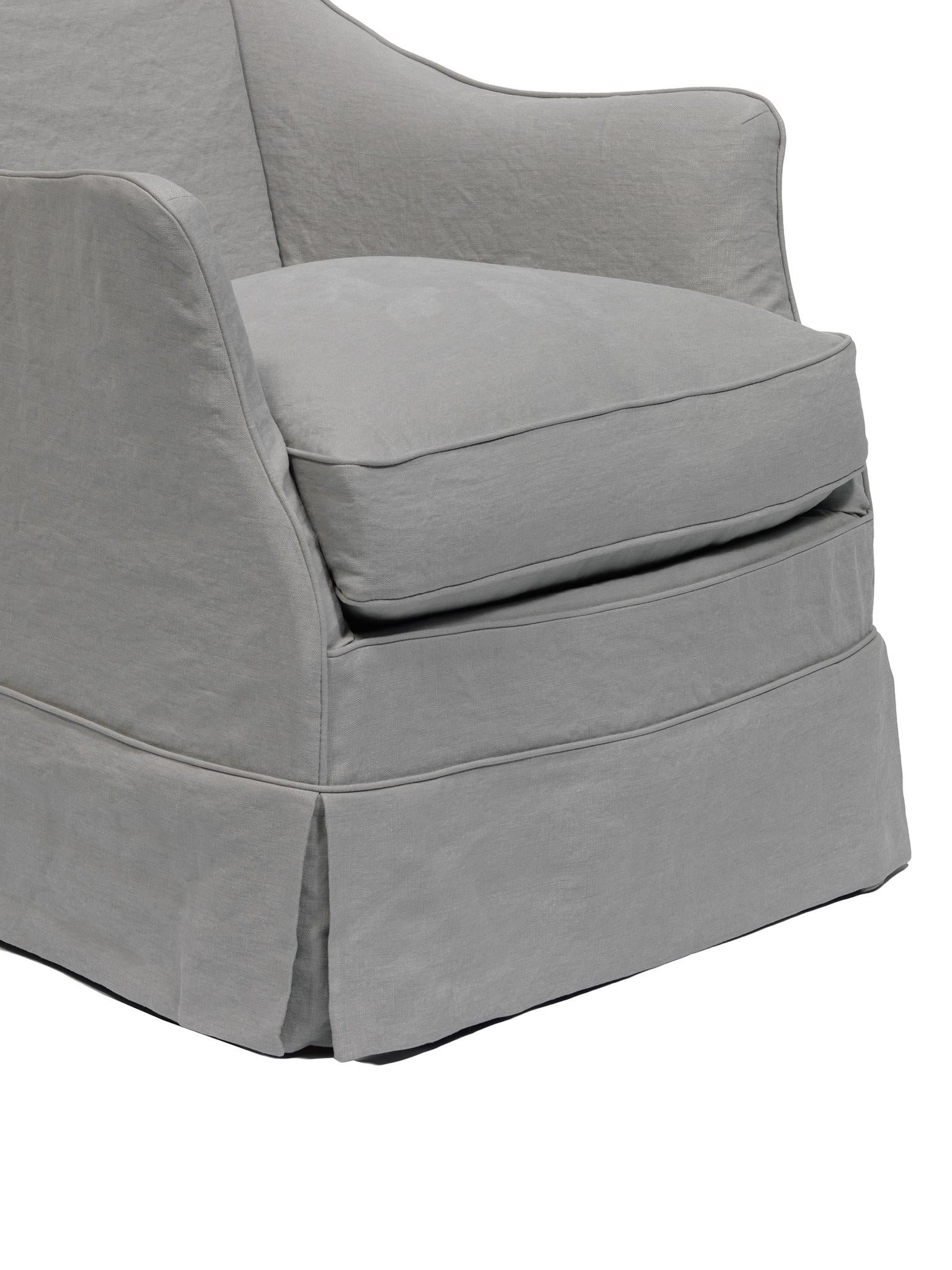 Le Mark Club Chair d'am designs est une chaise longue compacte et ultraconfortable, fabriquée en Belgique avec un savoir-faire raffiné. En tant que modèle le plus compact de la collection club d'am designs, il offre une position d'assise plus