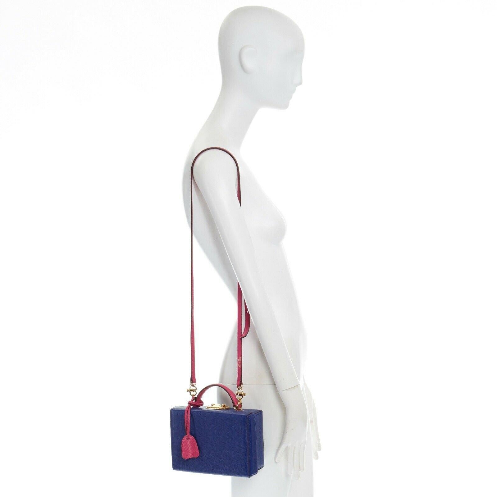 MARK CROSS Grace Box blue purple leather gold lock medium shoulder trunk bag Reference: LNKO/A00978 
Brand: Mark Cross 
Model: Grace Box 
Material: Leather 
Color: Red 
Pattern: Solid 
Closure: Clasp 
Extra Detail: Grace Box. Sea blue pebble calf