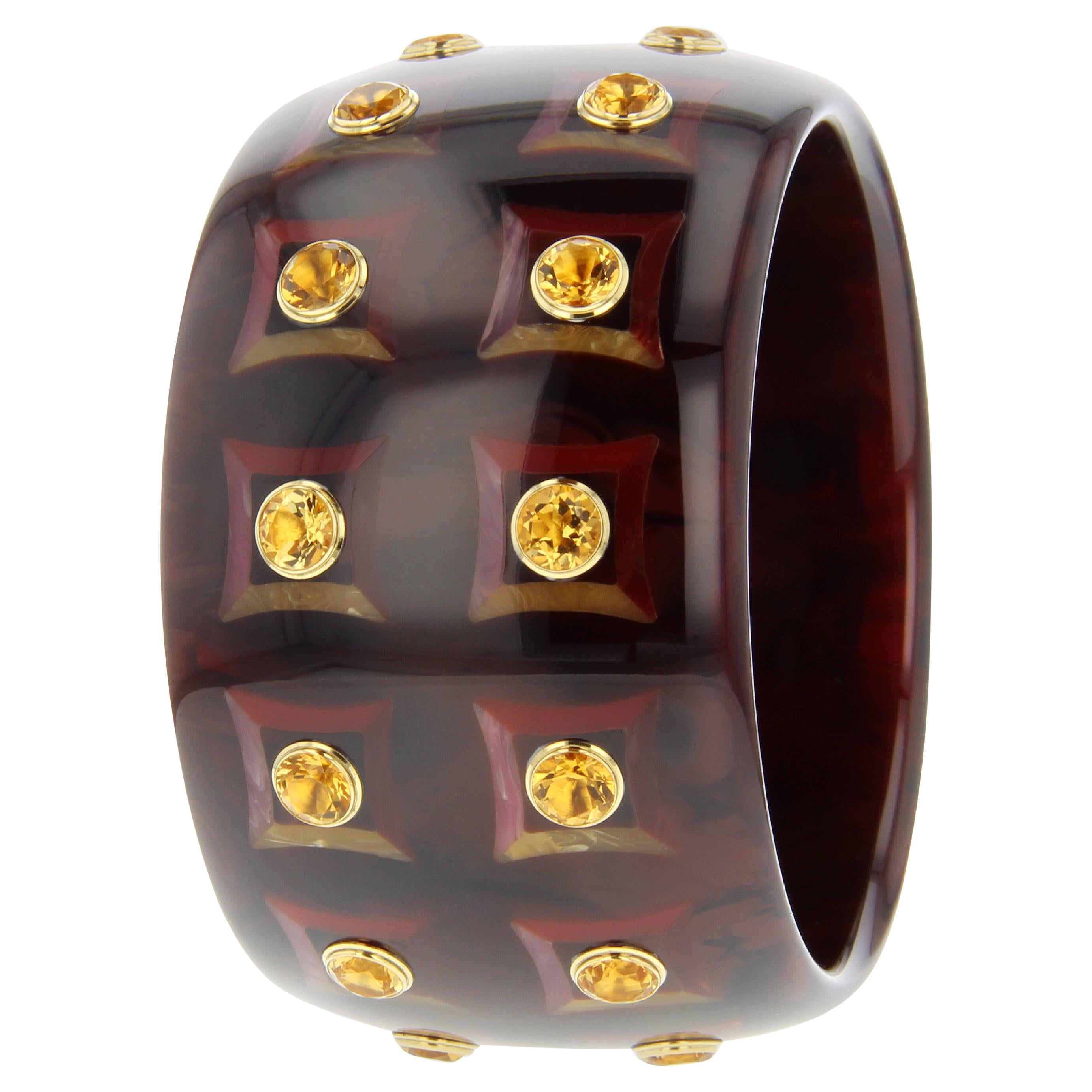 Mark Davis Vintage Brown Bakelite Bangle with Inlaid Square Pattern and Citrine For Sale
