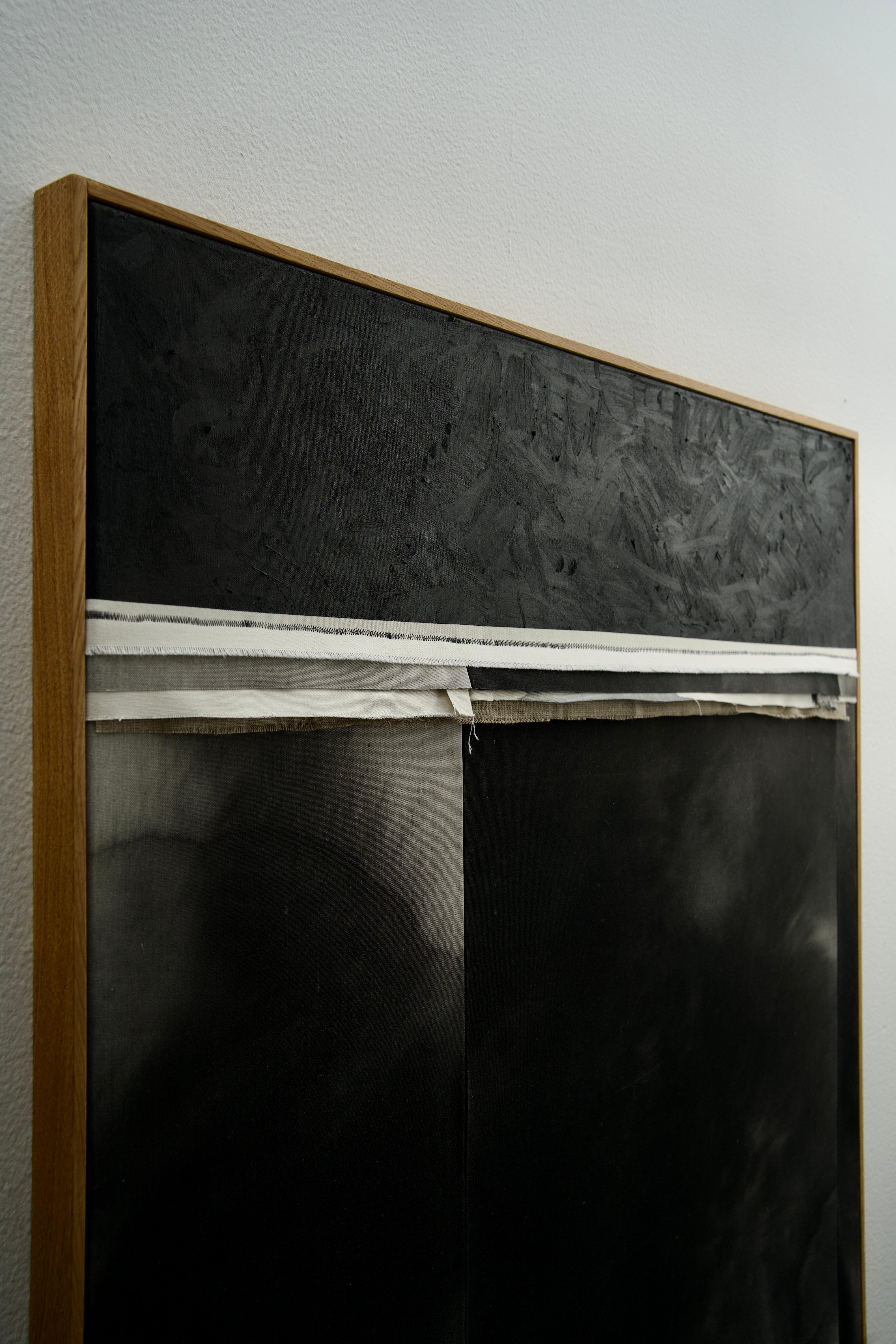 Mark Ebert Løvendahl Minimalistisches Abstraktes Schwarzes Gemälde auf Baumwoll-Leinwand im Angebot 2