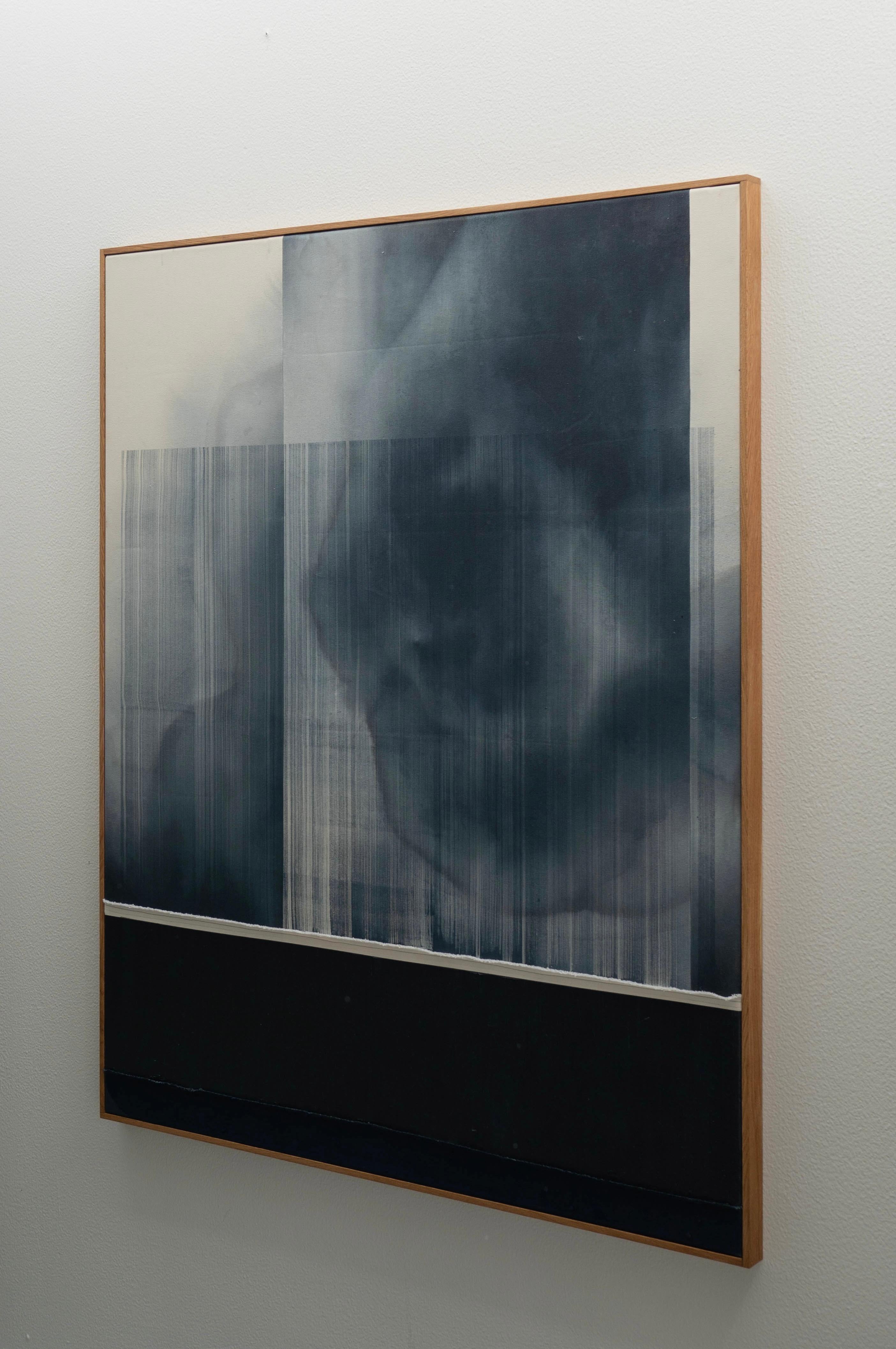 Mark Ebert Løvendahl Minimalistische Abstrakte Blaue Dunkle Malerei auf Baumwoll-Leinwand im Angebot 3