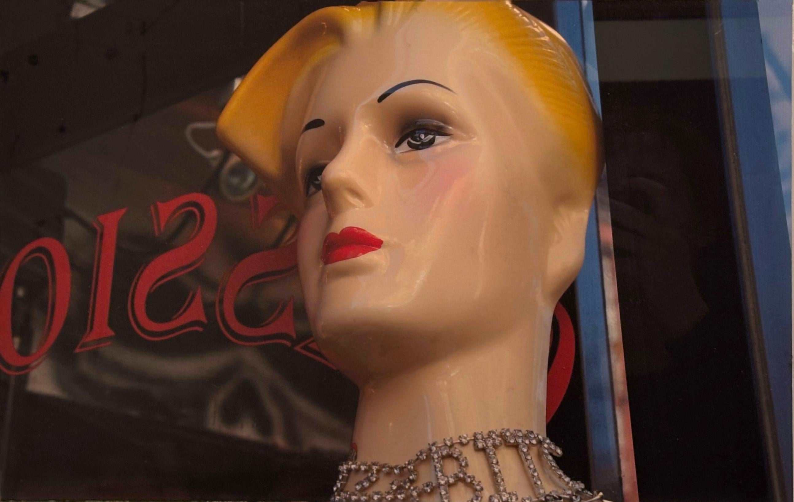 Mannequin head