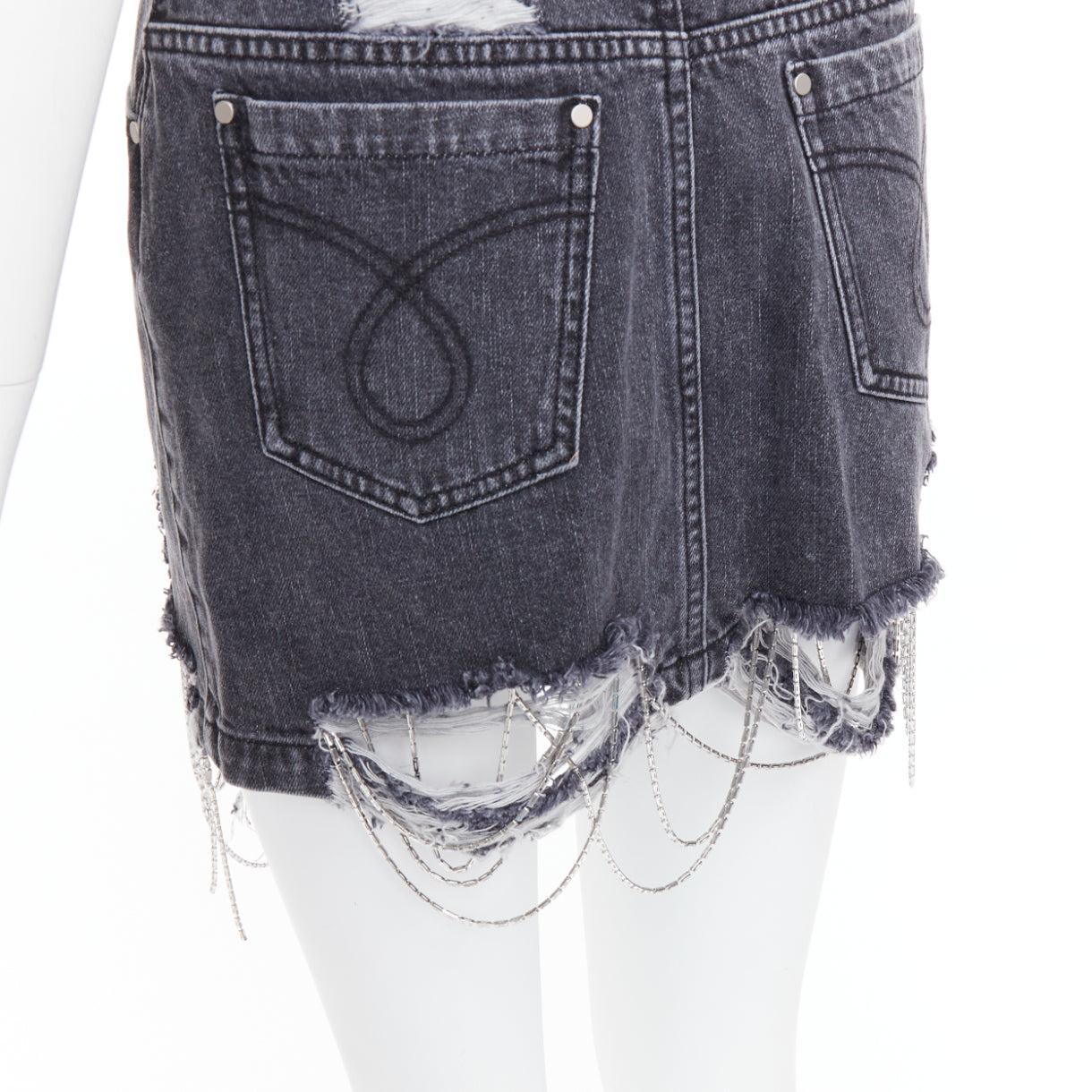 MARK GONG mini-jupe grise à franges et perles vieillies IT36 XXS
Référence : AAWC/A01397
Marque : Mark Gong
MATERIAL : Denim
Couleur : Gris, Clair
Motif : Solide
Fermeture : braguette à glissière
Détails supplémentaires : La jupe présente une