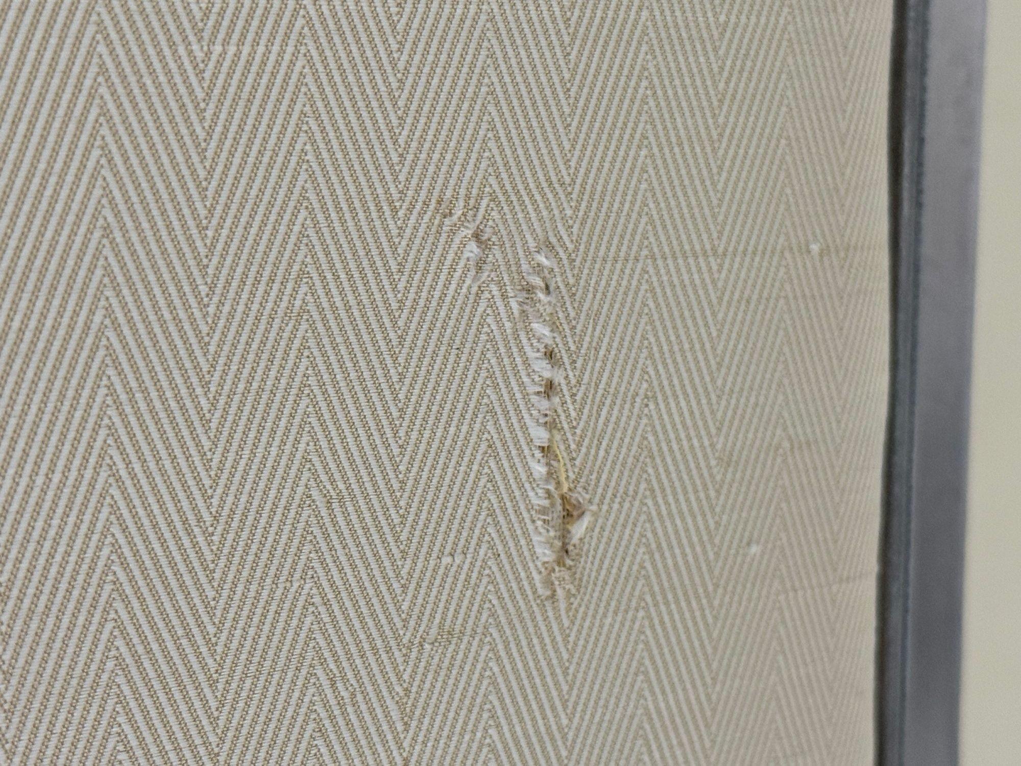 Mark Hampton, Divisori per ambienti moderni in acciaio e tessuto, USA, anni '80 ca. in vendita 1