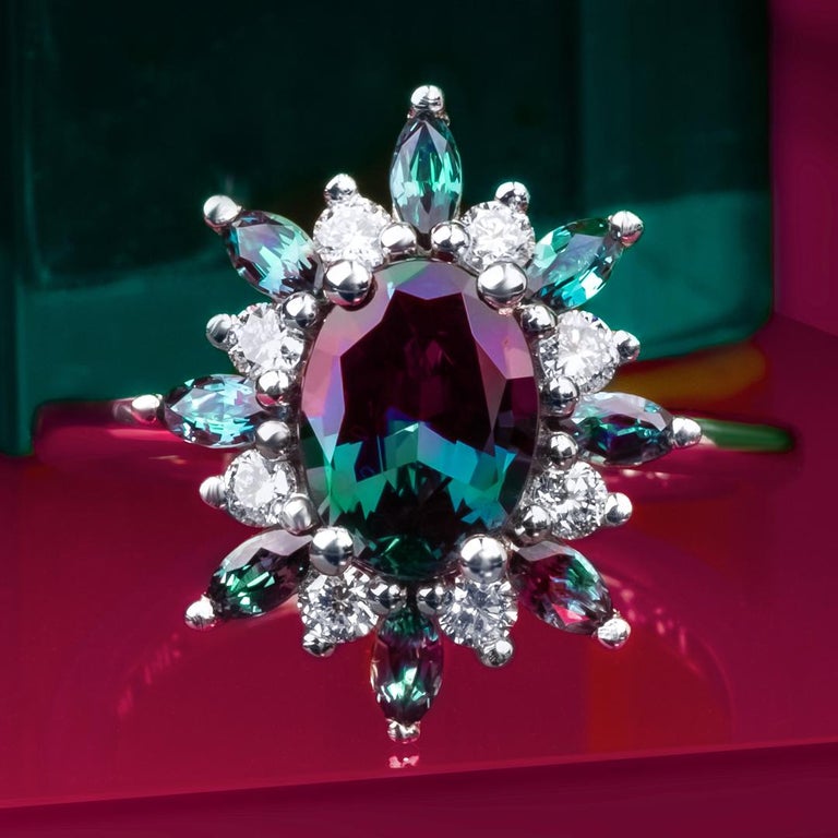 Certified Mark Henry 1.77 Carat Natural Brazilian Alexandrite and Diamond Ring  In New Condition For Sale In New York, NY