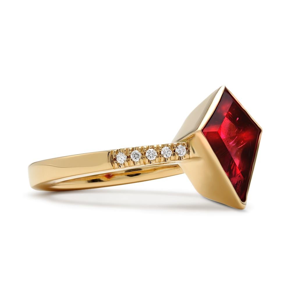 Contemporary Mark Henry 2.76 Carat Bezeled Kite Rubellite Tourmaline and Diamond Ring For Sale
